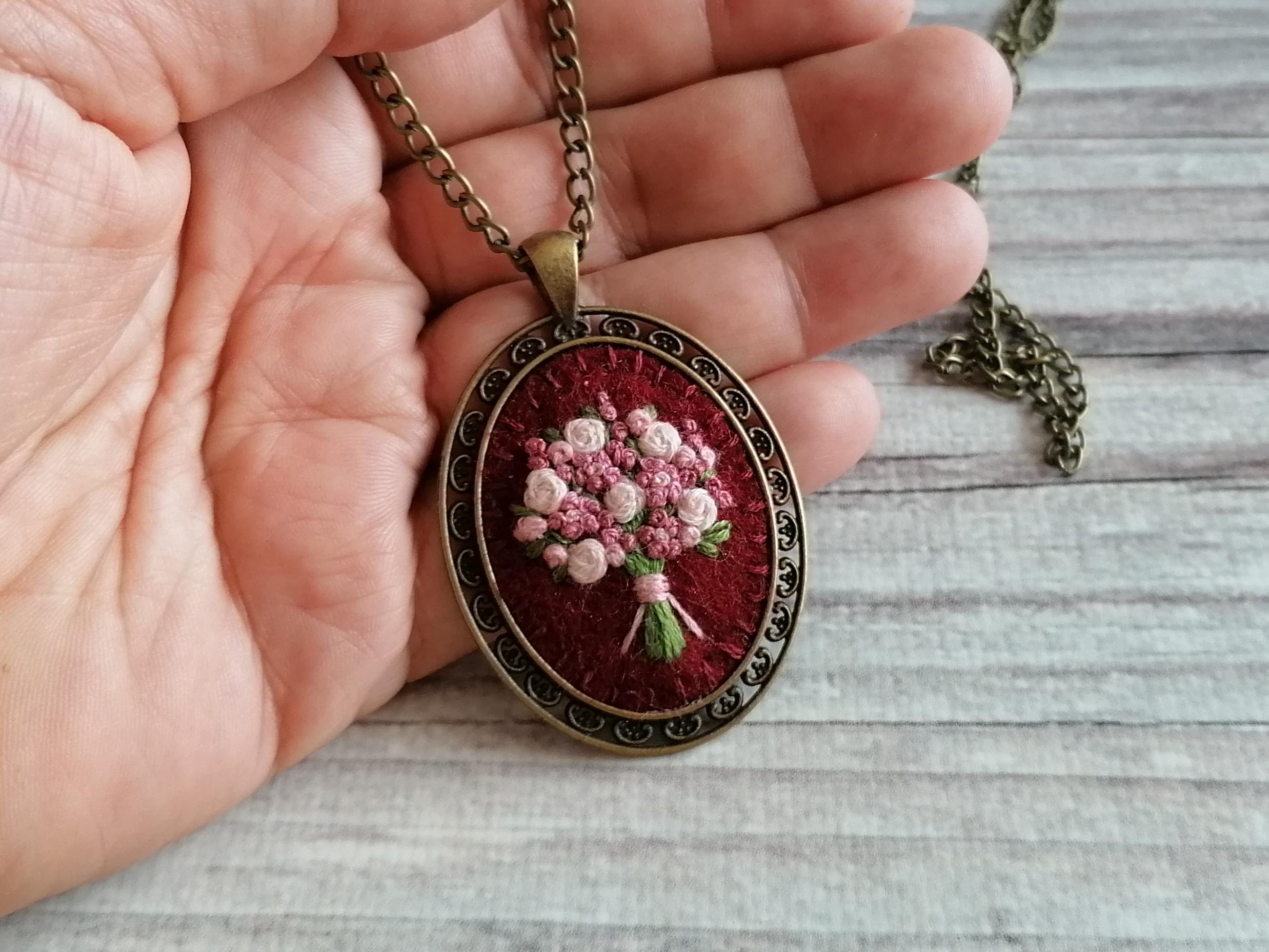 Burgundy Red and Pink Embroidery Necklace, Hand Embroidered Necklace, Pink and White Floral Bouquet Pendant, photo 4