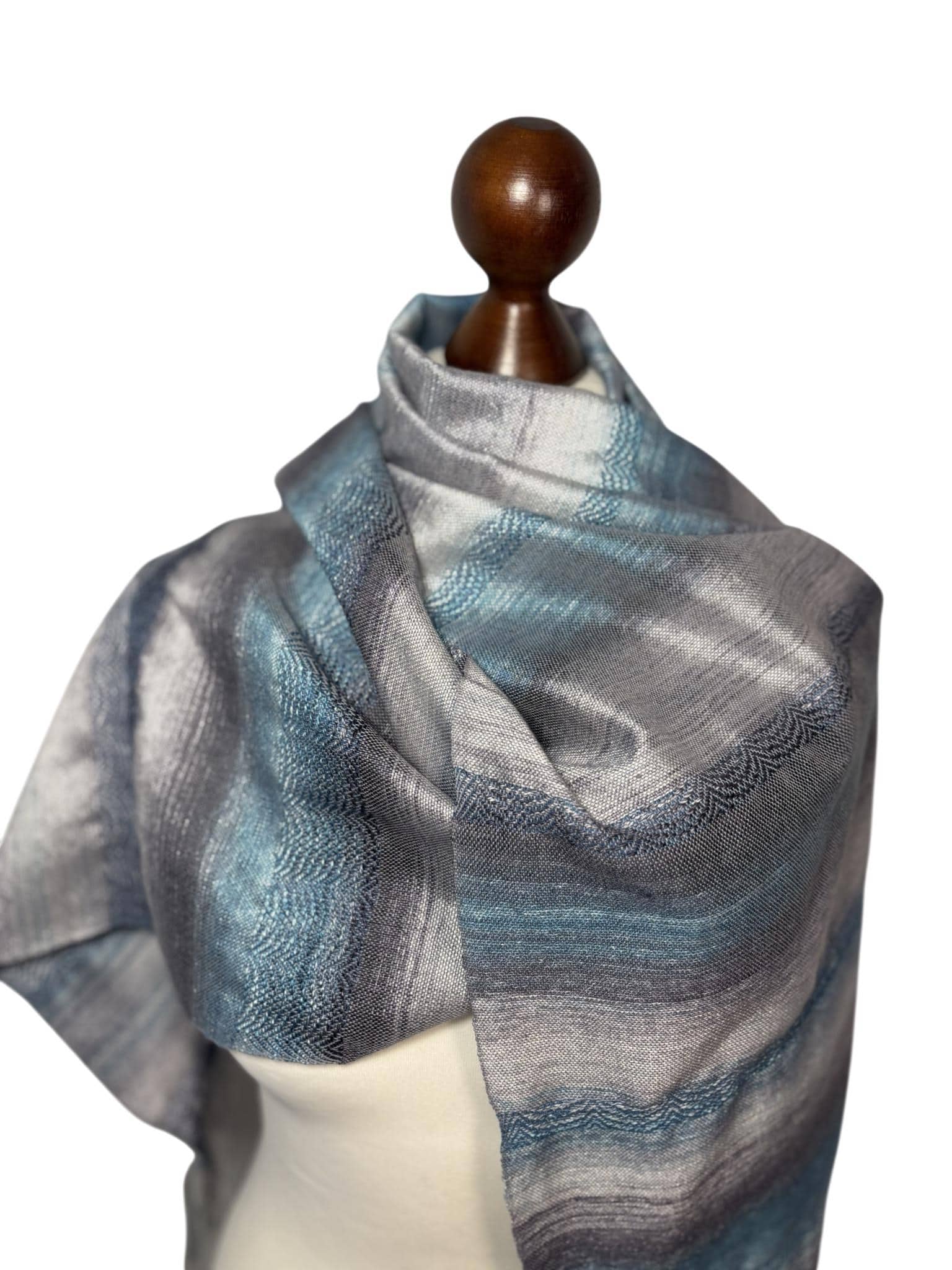 Handwoven Ocean Blue Silk Scarf: Lightweight Hand-Dyed Shawl, luxus accessory