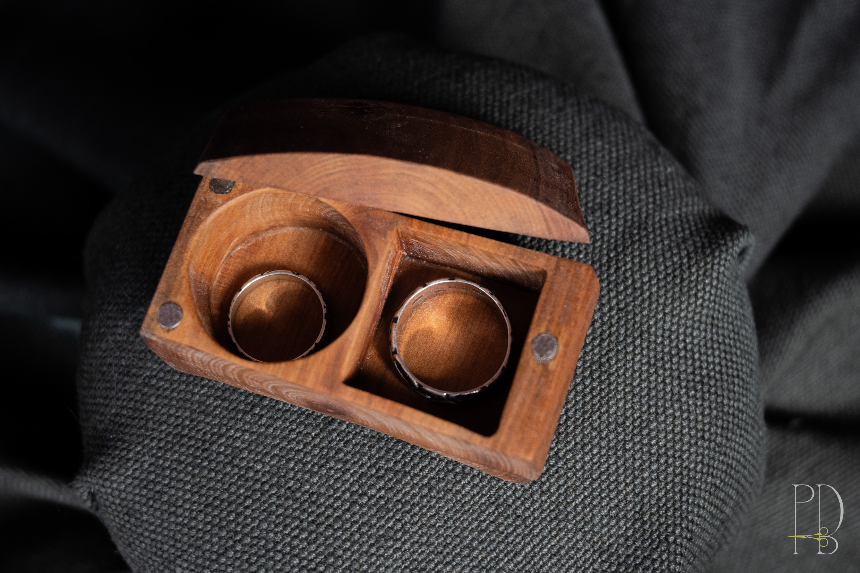 Small Handmade Rustic wooden Box for small rings and jewelry, photo 3