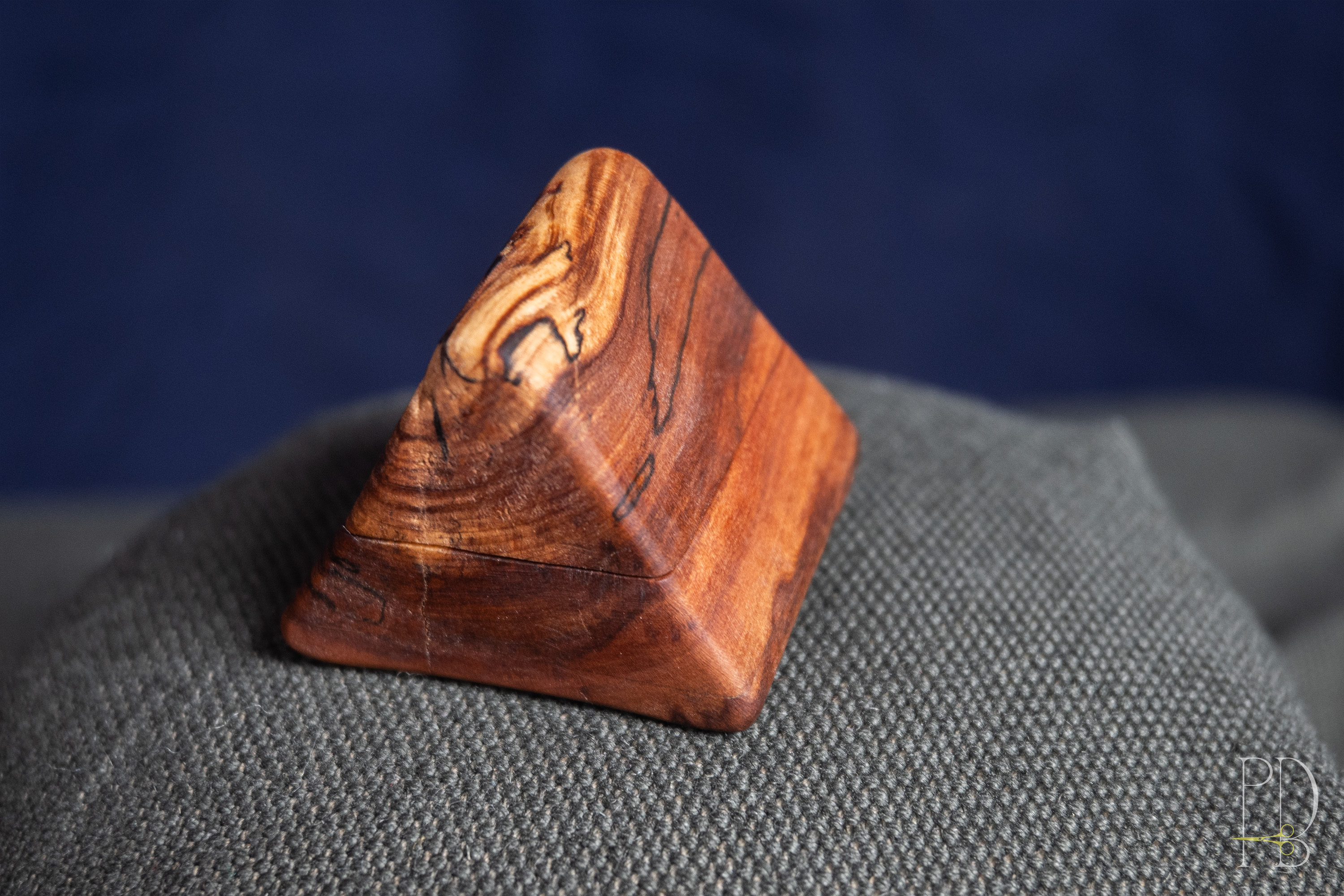 Handmade Rustic wooden Box for Rings and Small Jewelry made out of Cherry, photo 5