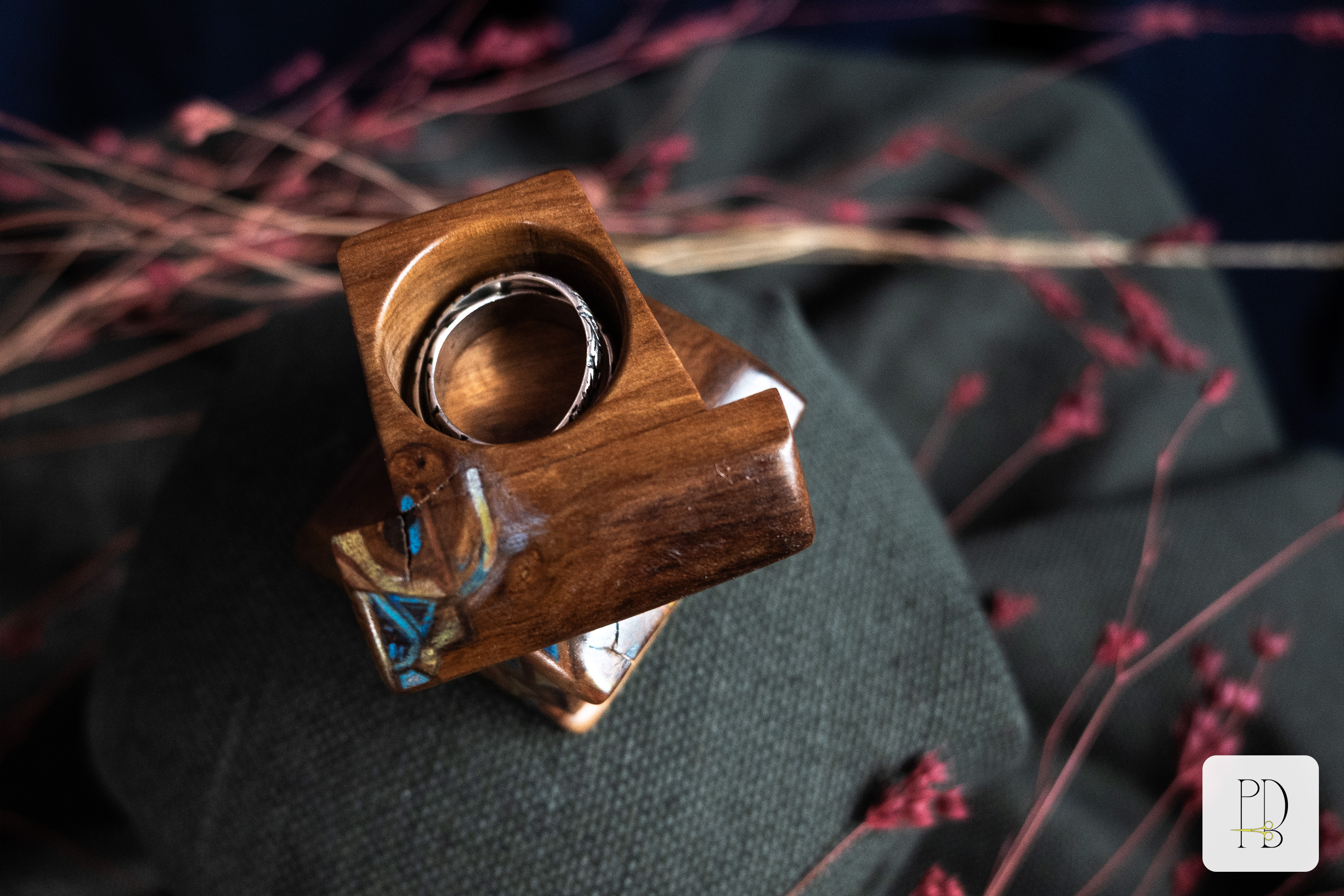 Tiny hipster drawer box for all the small things (like your wedding rings)., photo 5