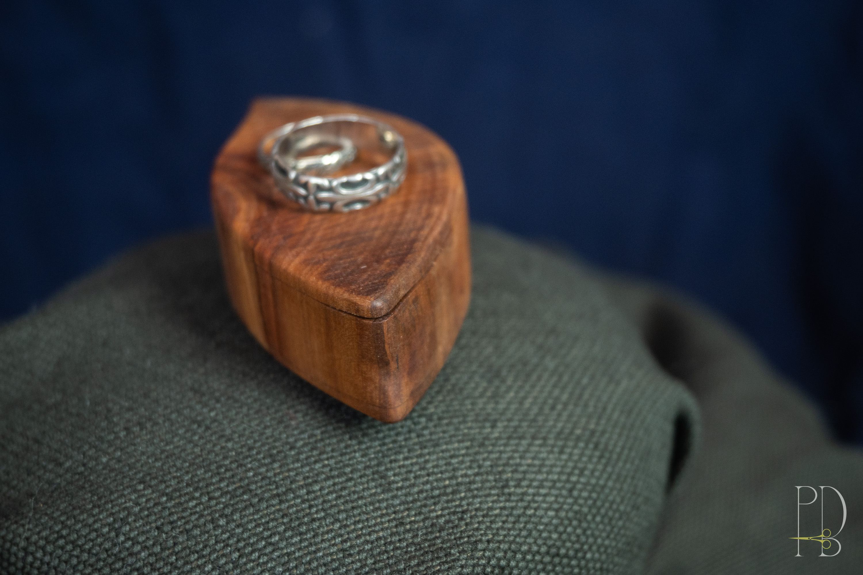 Small Handmade Rustic wooden Box for small rings and jewelry, photo 6