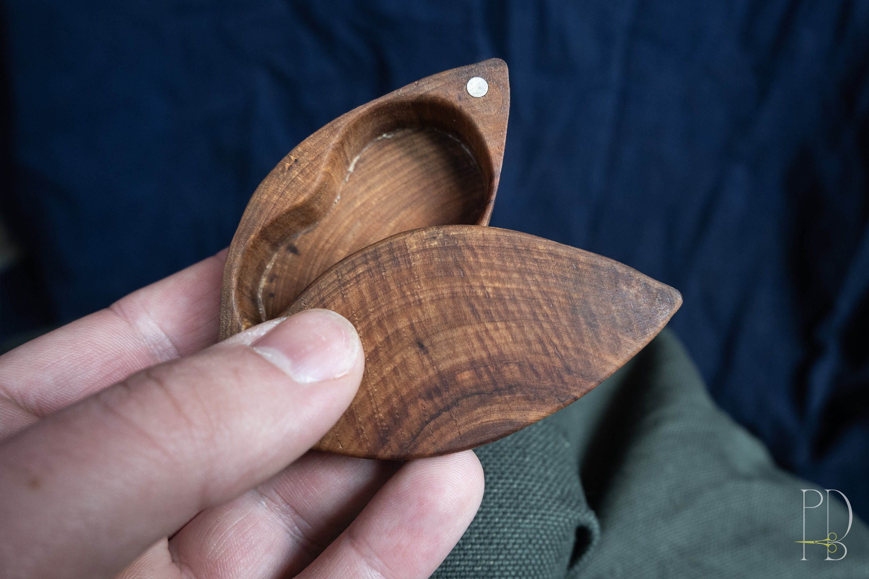 Small Handmade Rustic wooden Box for small rings and jewelry, photo 5