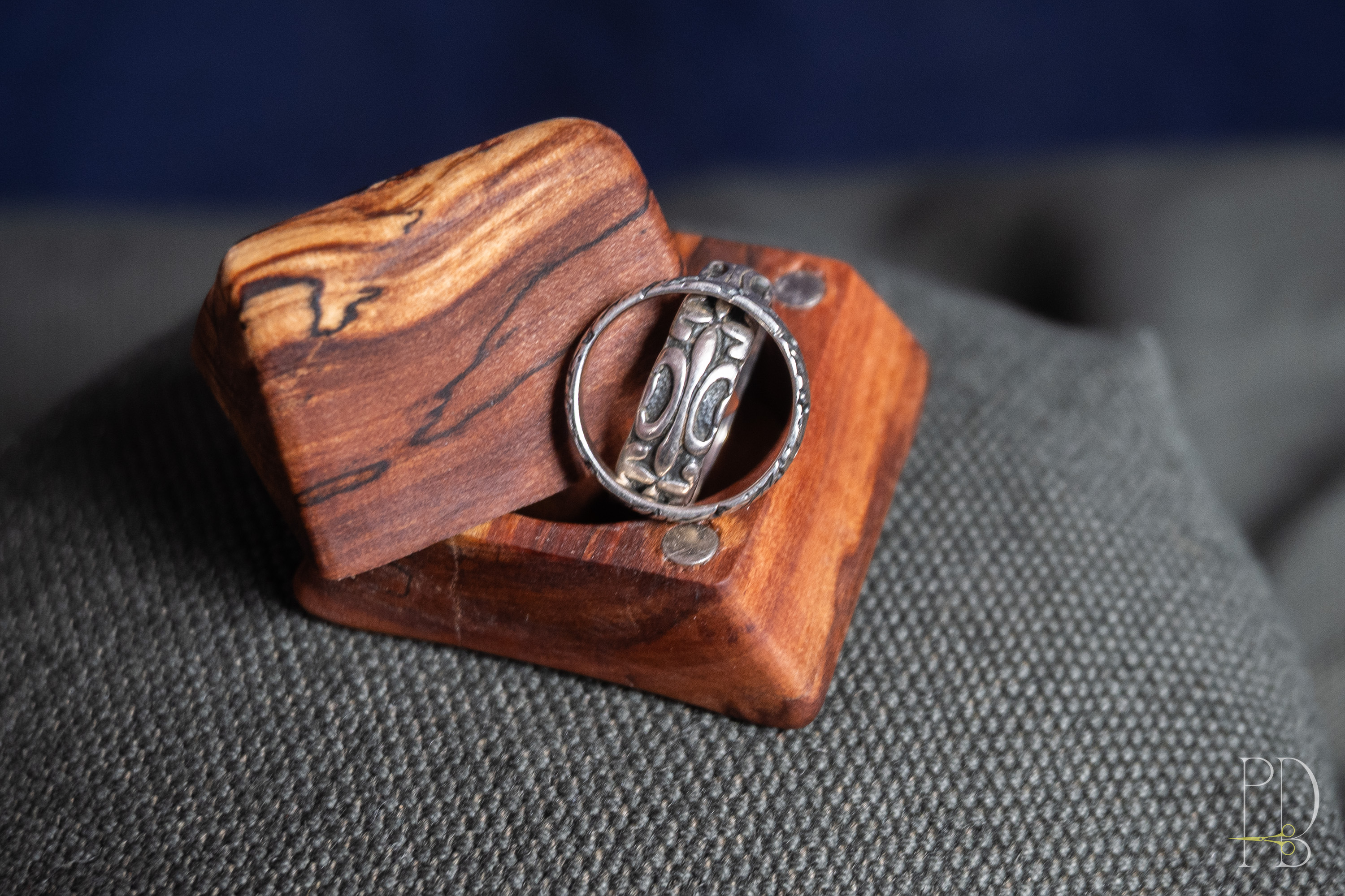 Handmade Rustic wooden Box for Rings and Small Jewelry made out of Cherry, photo 4