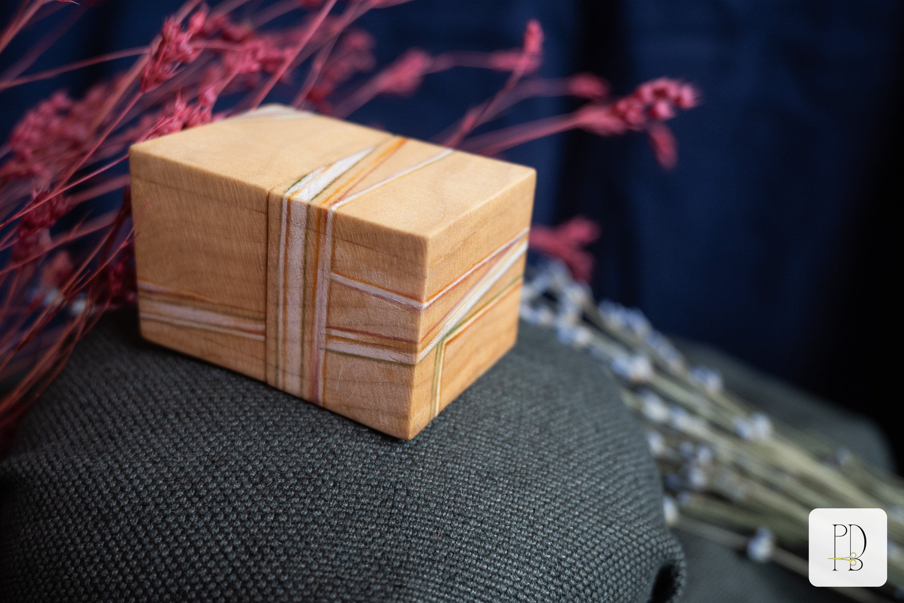 Natural maple wood jewelry box with a hidden compartment, photo 3
