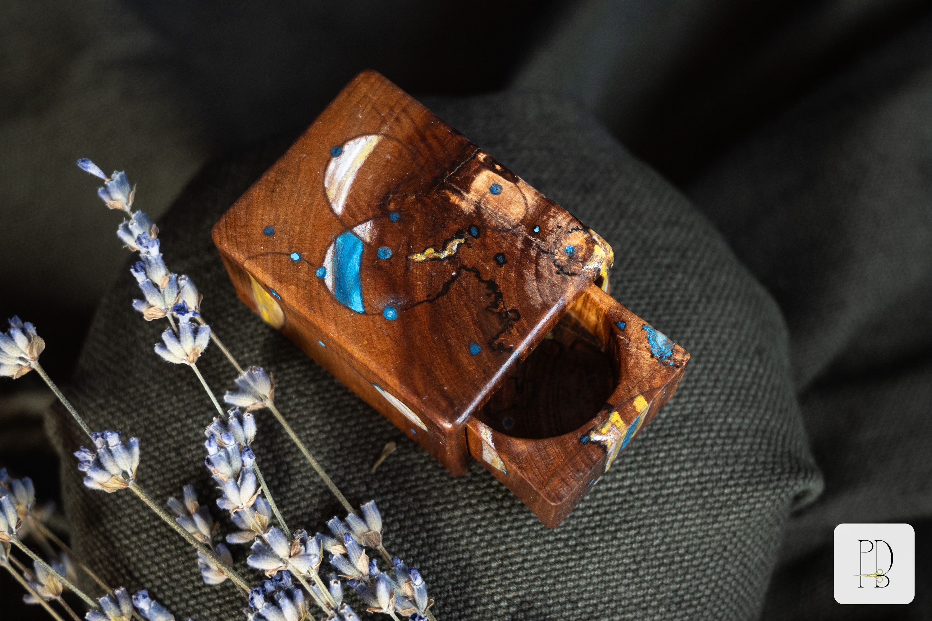 Tiny painted handmade rustic wooden box for small rings, jewelry and gifts, photo 2