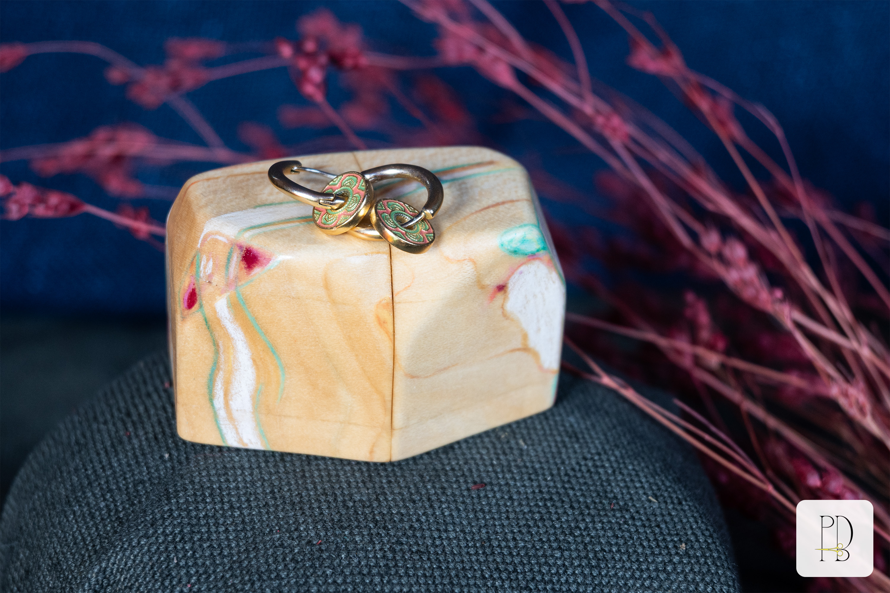 Painted maple jewelry box with hidden compartment for all the small things, photo 2