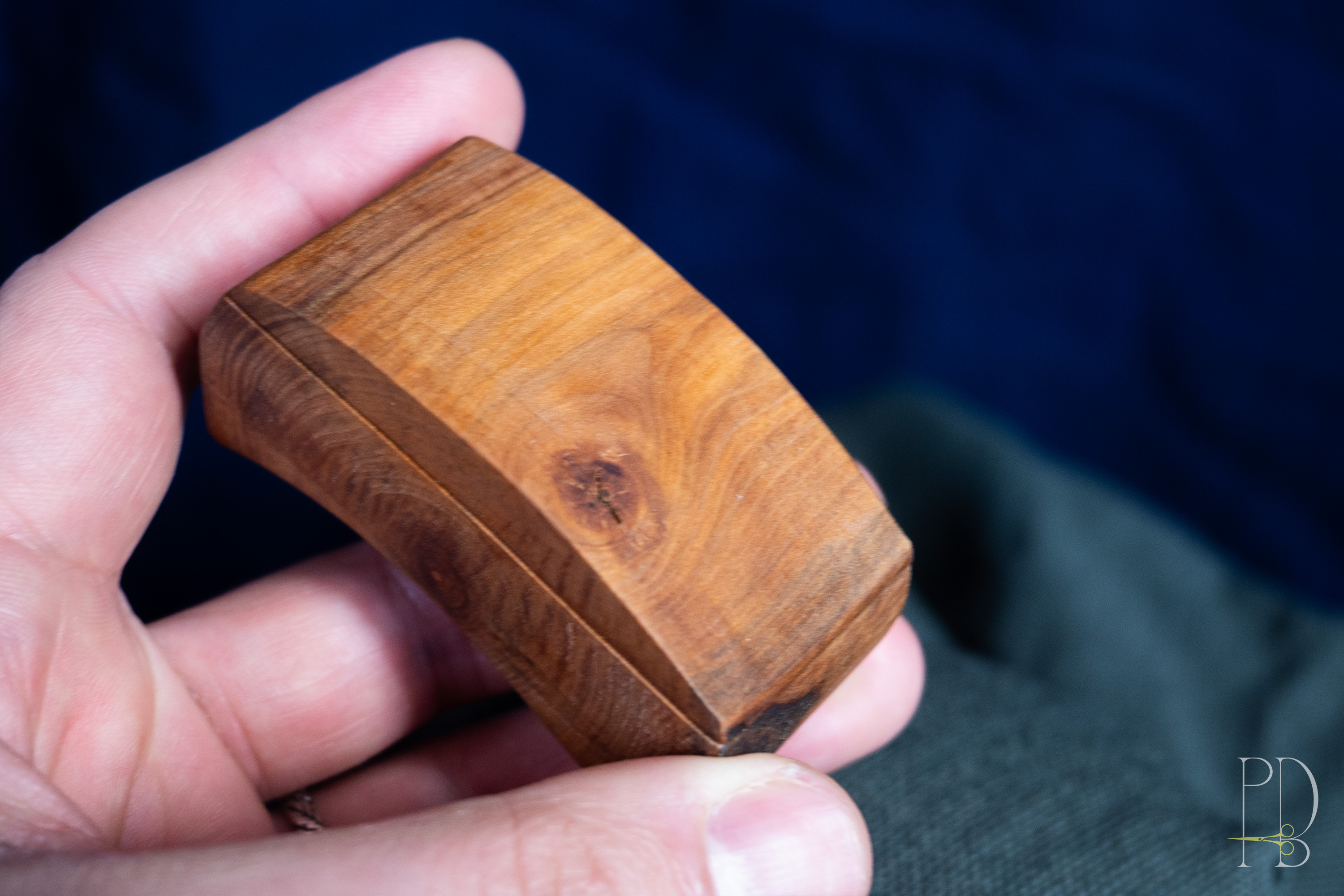 Small Handmade Rustic wooden Box for small rings and jewelry, photo 2