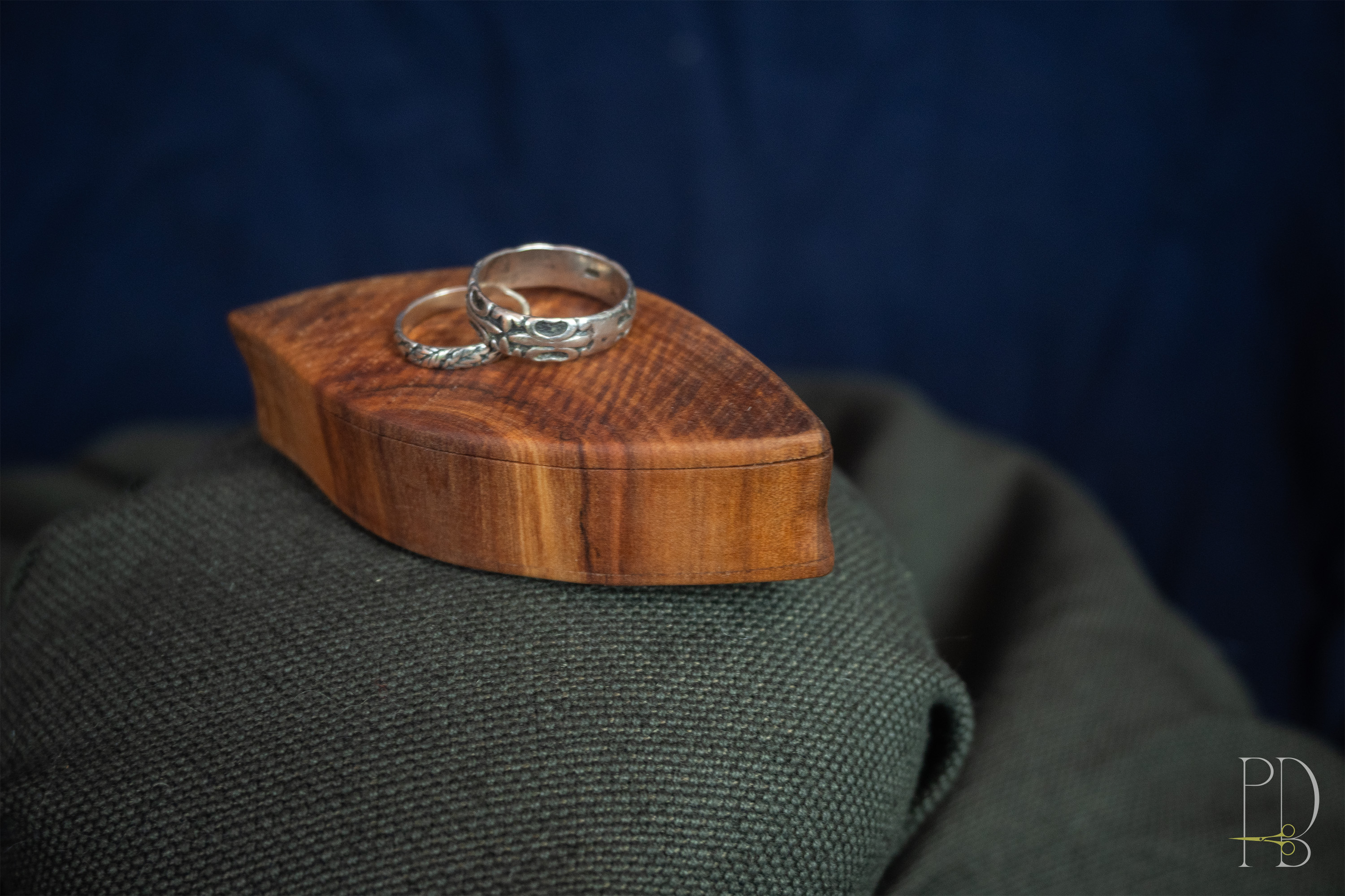 Small Handmade Rustic wooden Box for small rings and jewelry, photo 4