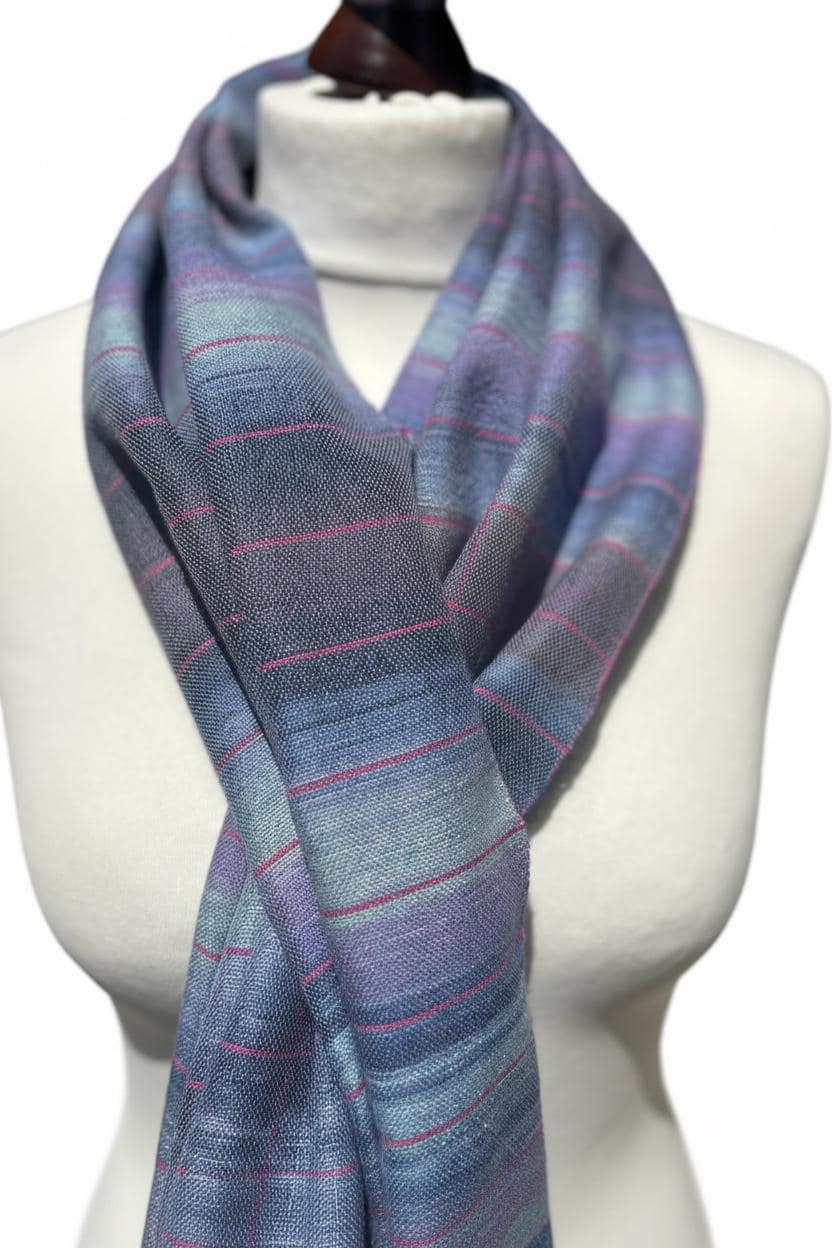 Hand-woven purplish Blue shimmering gradient Merino - Silk scarf - Luxury wool scarf, photo 5