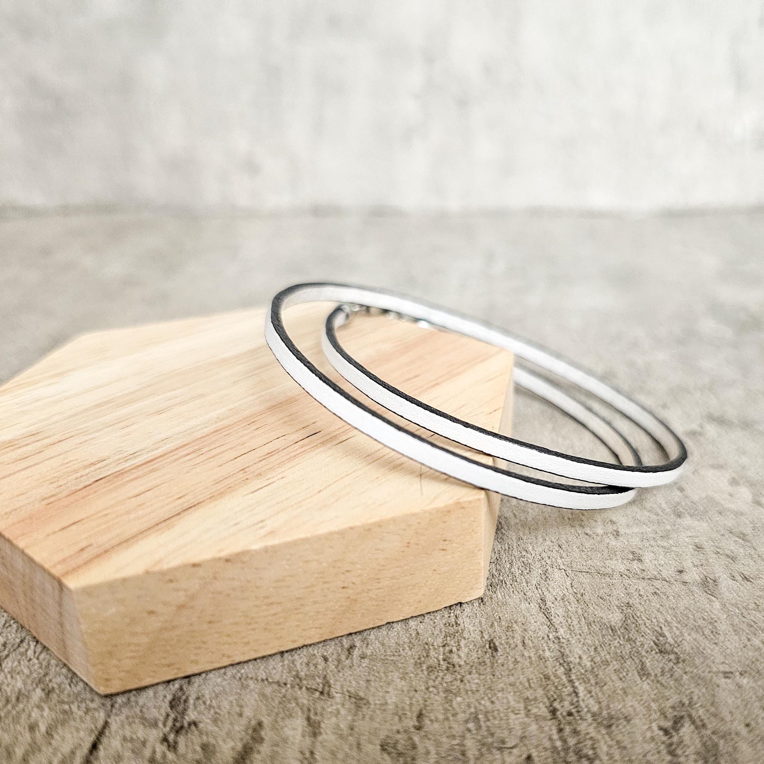 White genuine leather bracelet, double wrap wristband, photo 2