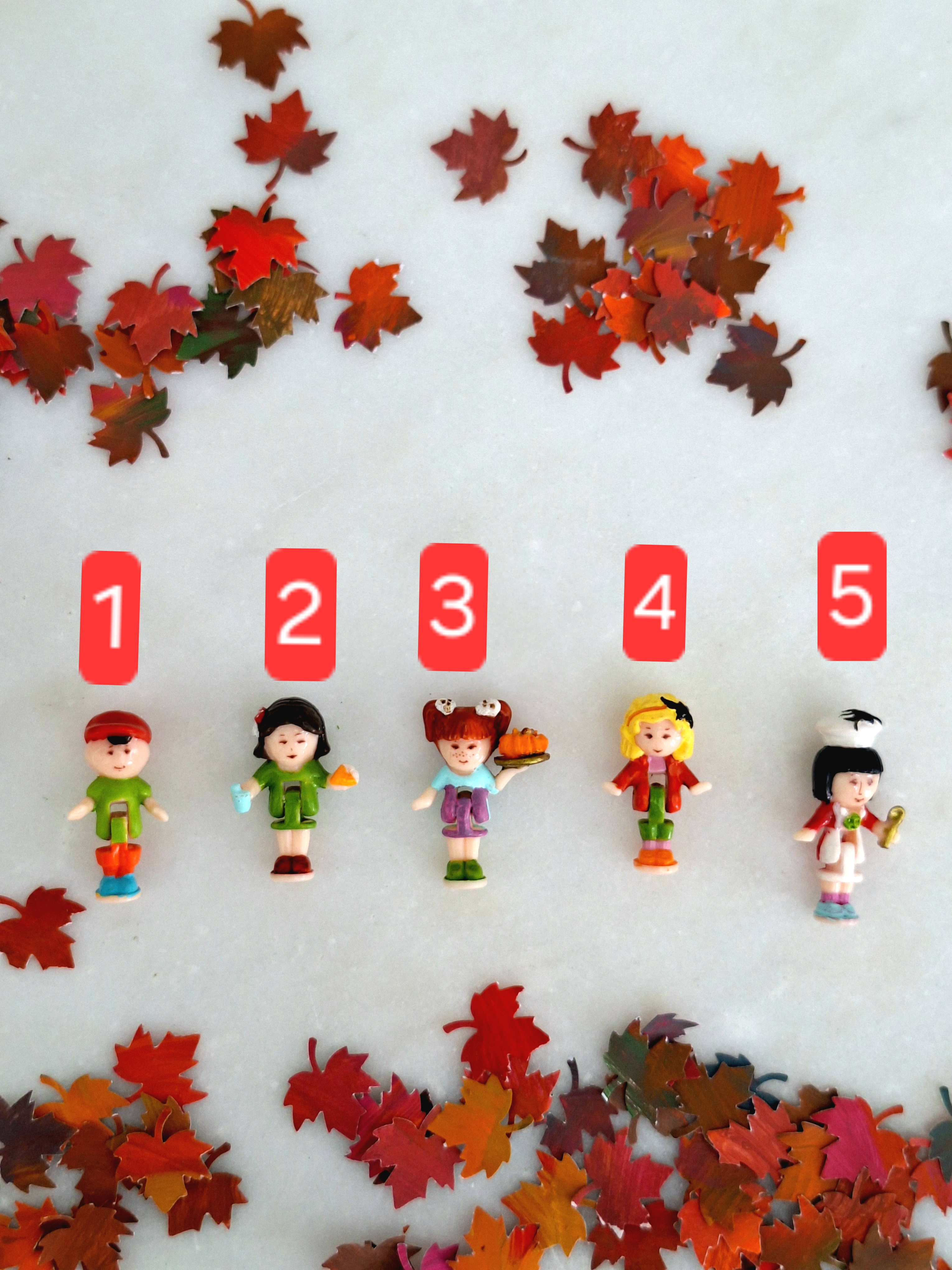 Handmade micro figure Halloween set (fits vintage playsets such as Polly Pockets), photo 2