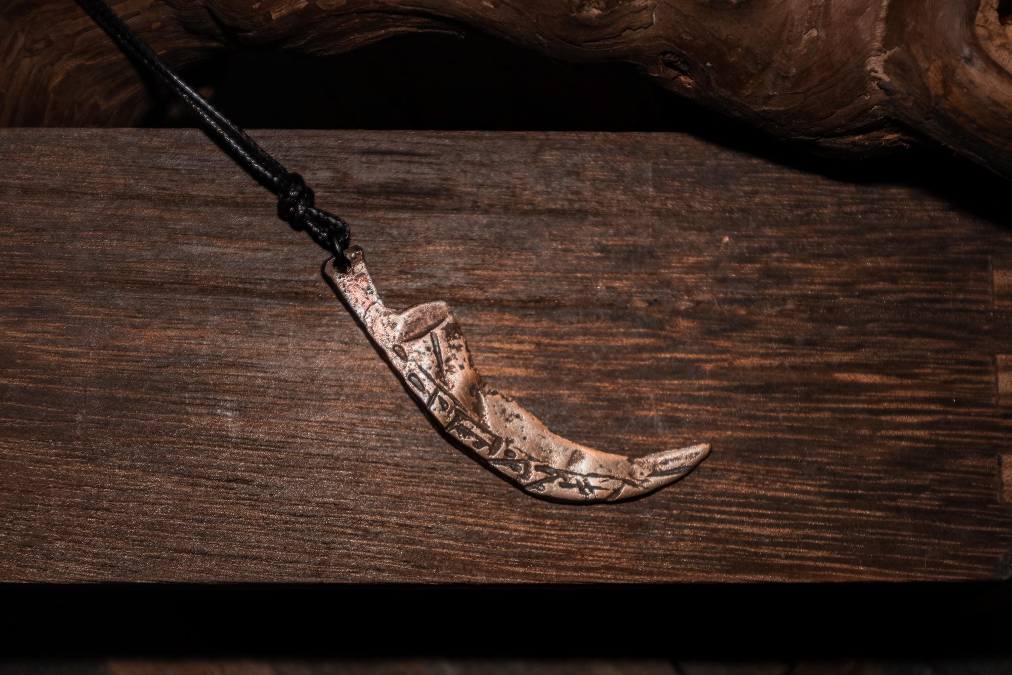 Talon Bronze Pendant, Hand Forged from Steel - Cast in Bronze, Dark Fantasy Talisman, photo 3