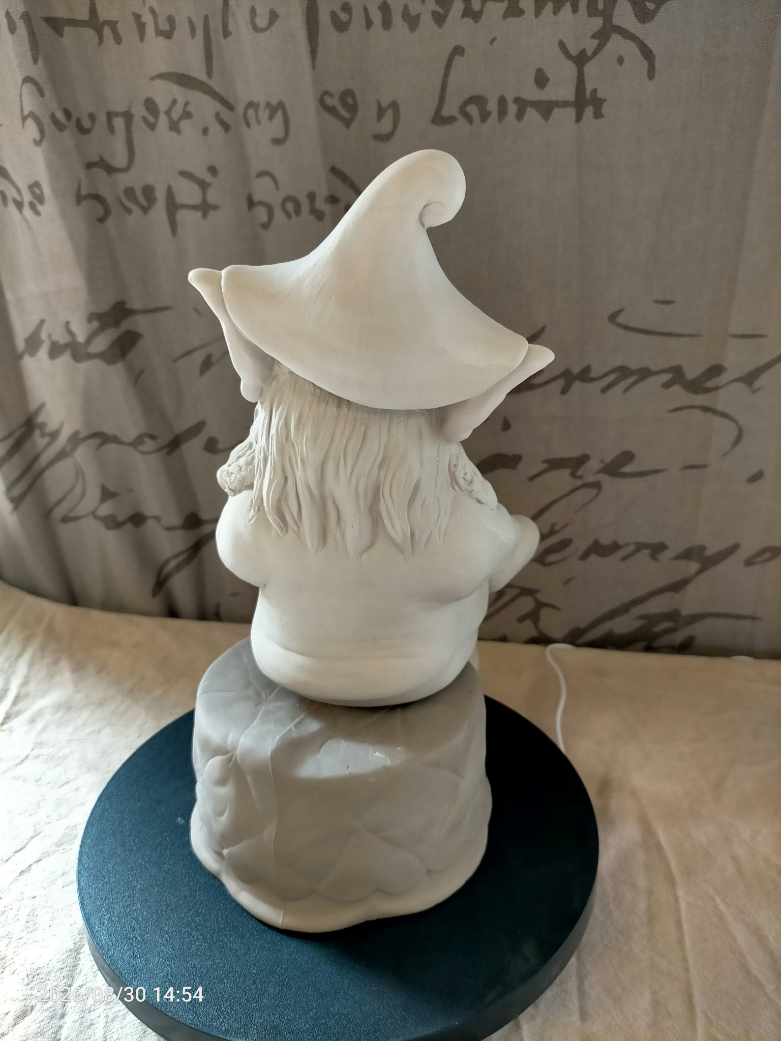 Whittler Gnome Unfinished Ceramic Bisque Ready to Paint, photo 3