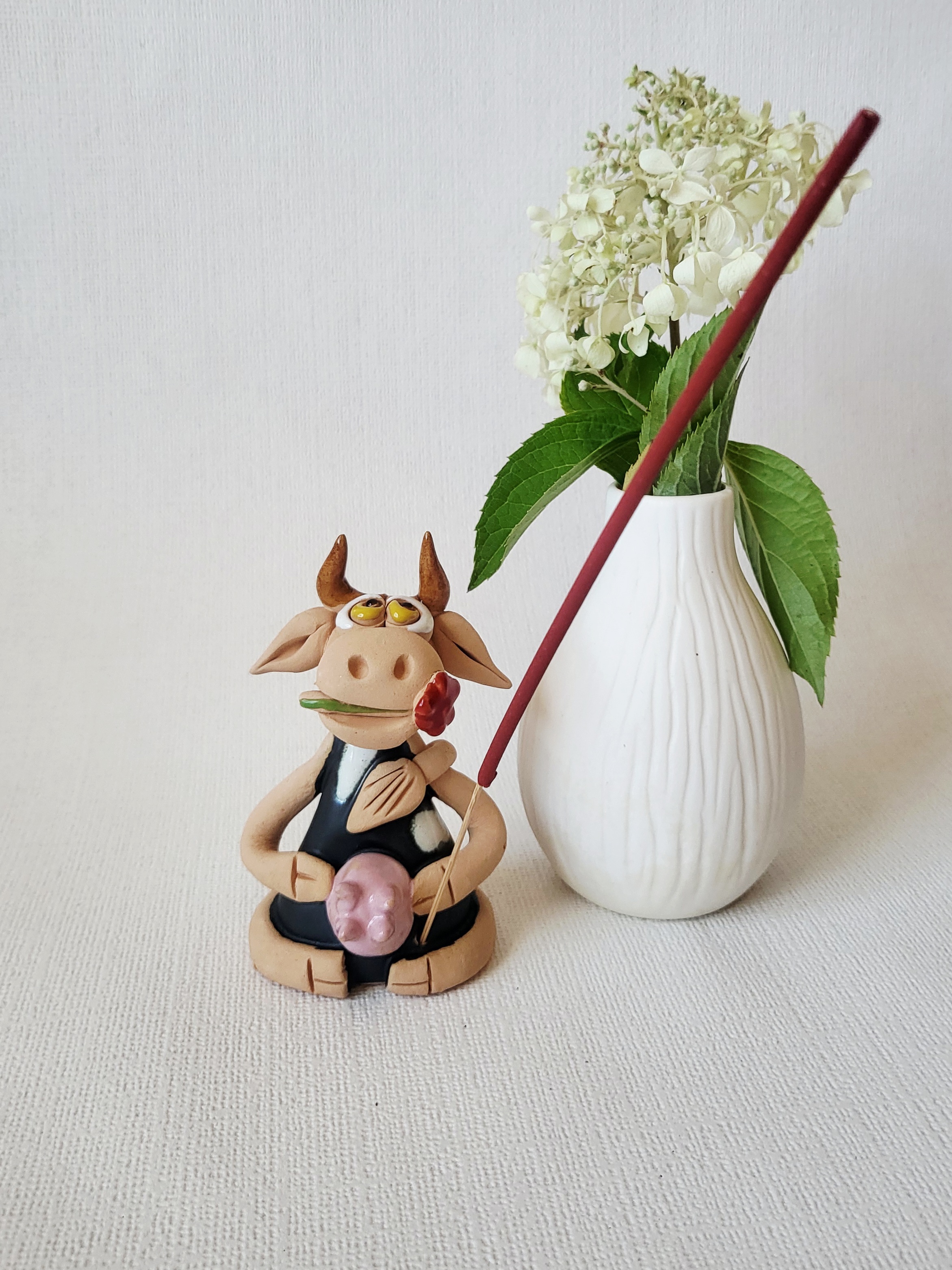 Handmade Ceramic Cow Incense Holder – Funny Farm Animal Incense Burner