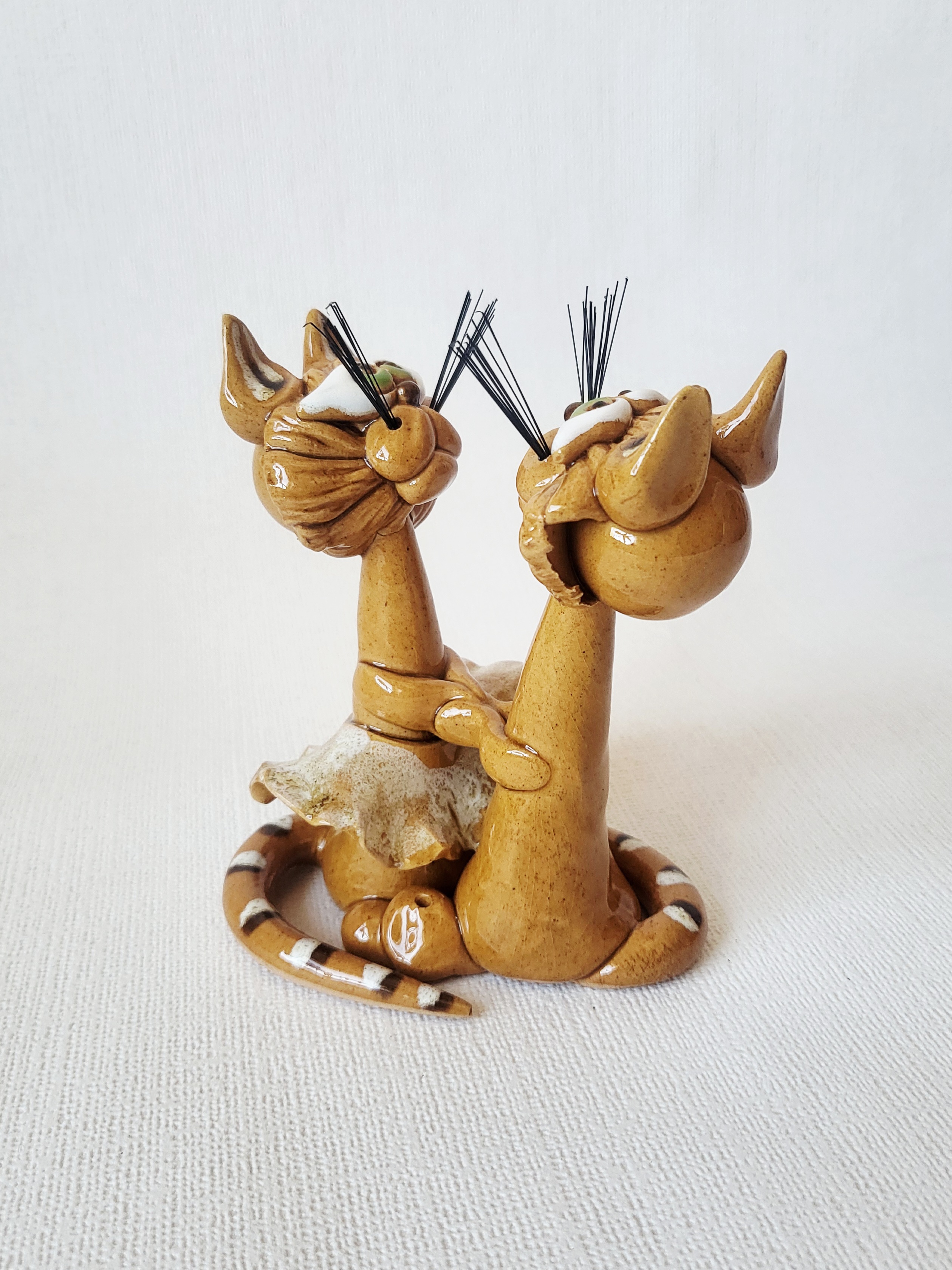 Handmade Ceramic Cat Couple Incense Holder – Romantic Cat Gift, photo 2