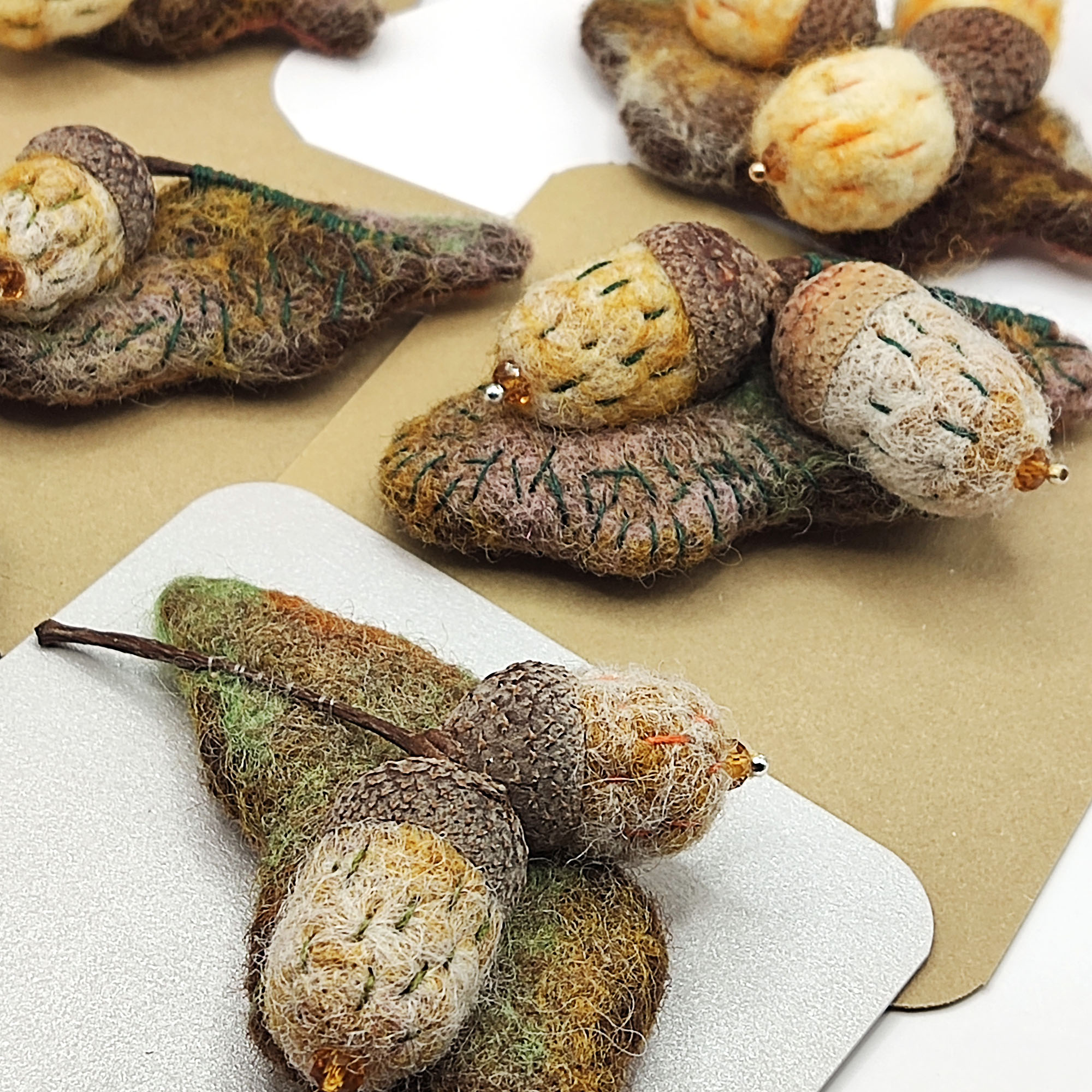 Handmade Acorn Brooch – A Little Piece of Autumn, photo 4