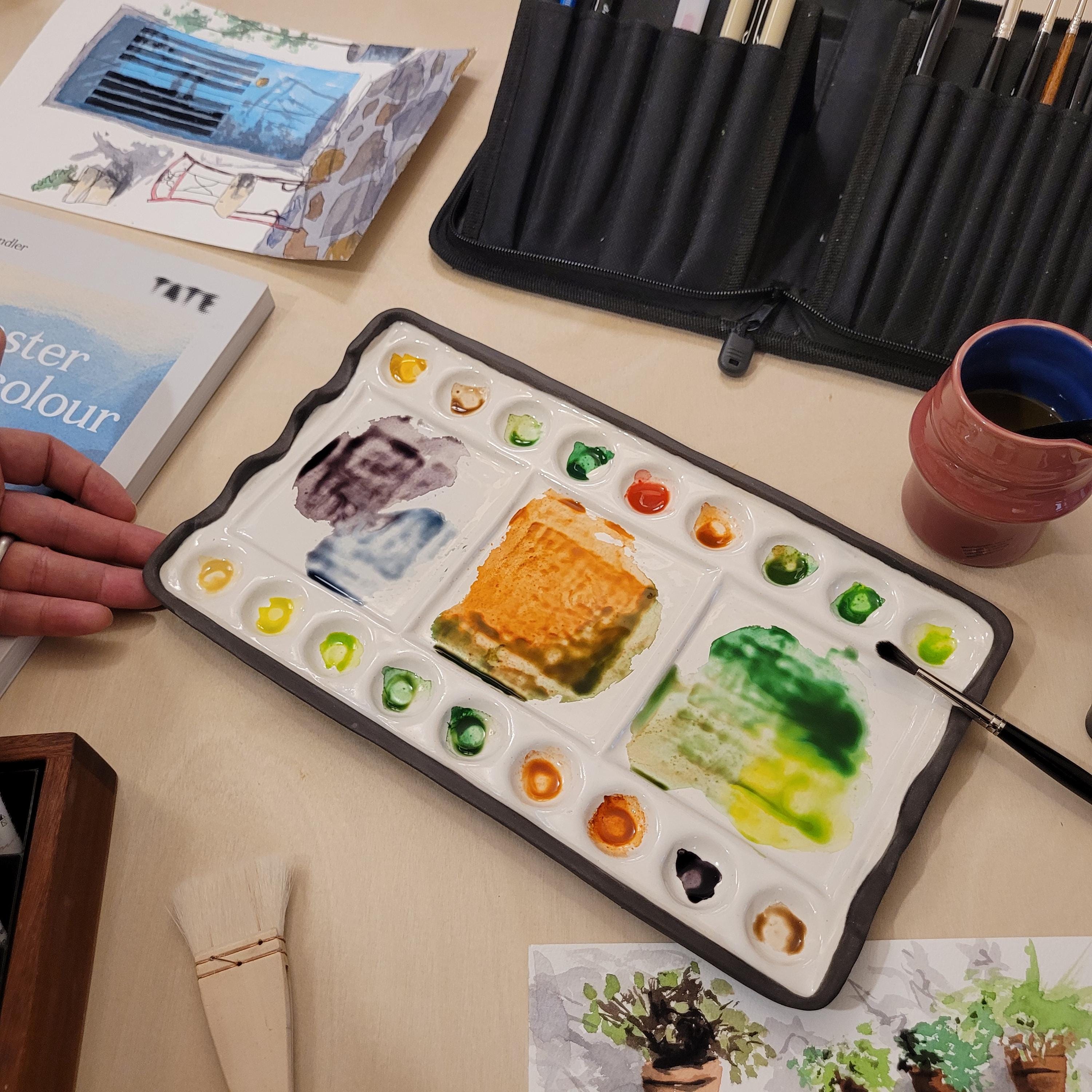 Long Handmade Ceramic Palette – Durable Stoneware with 6 Integrated Brush Rests, 20 Paint Wells, 3 Large Mixing Wells and Acrylic Cover, photo 4