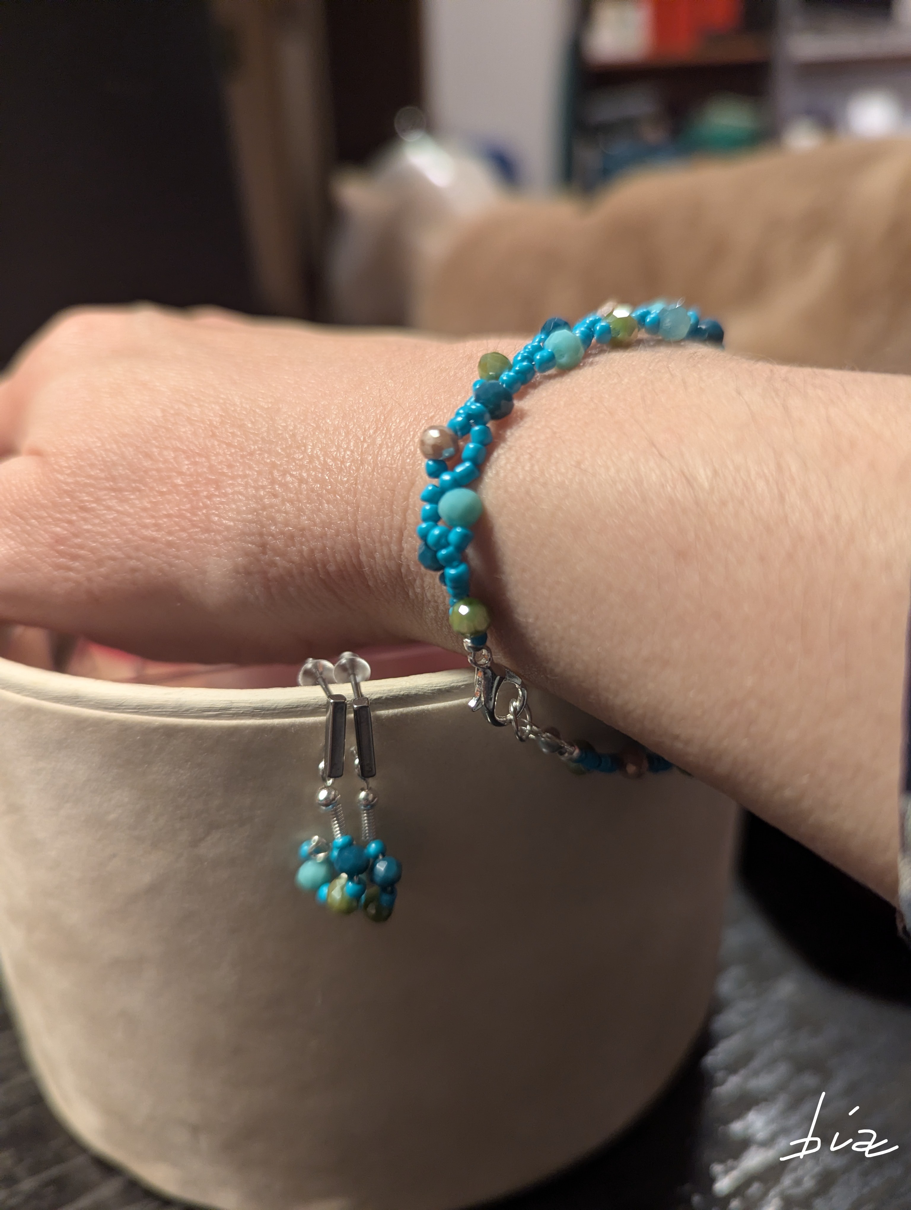 Bracelet and earrings model "Happy Day"