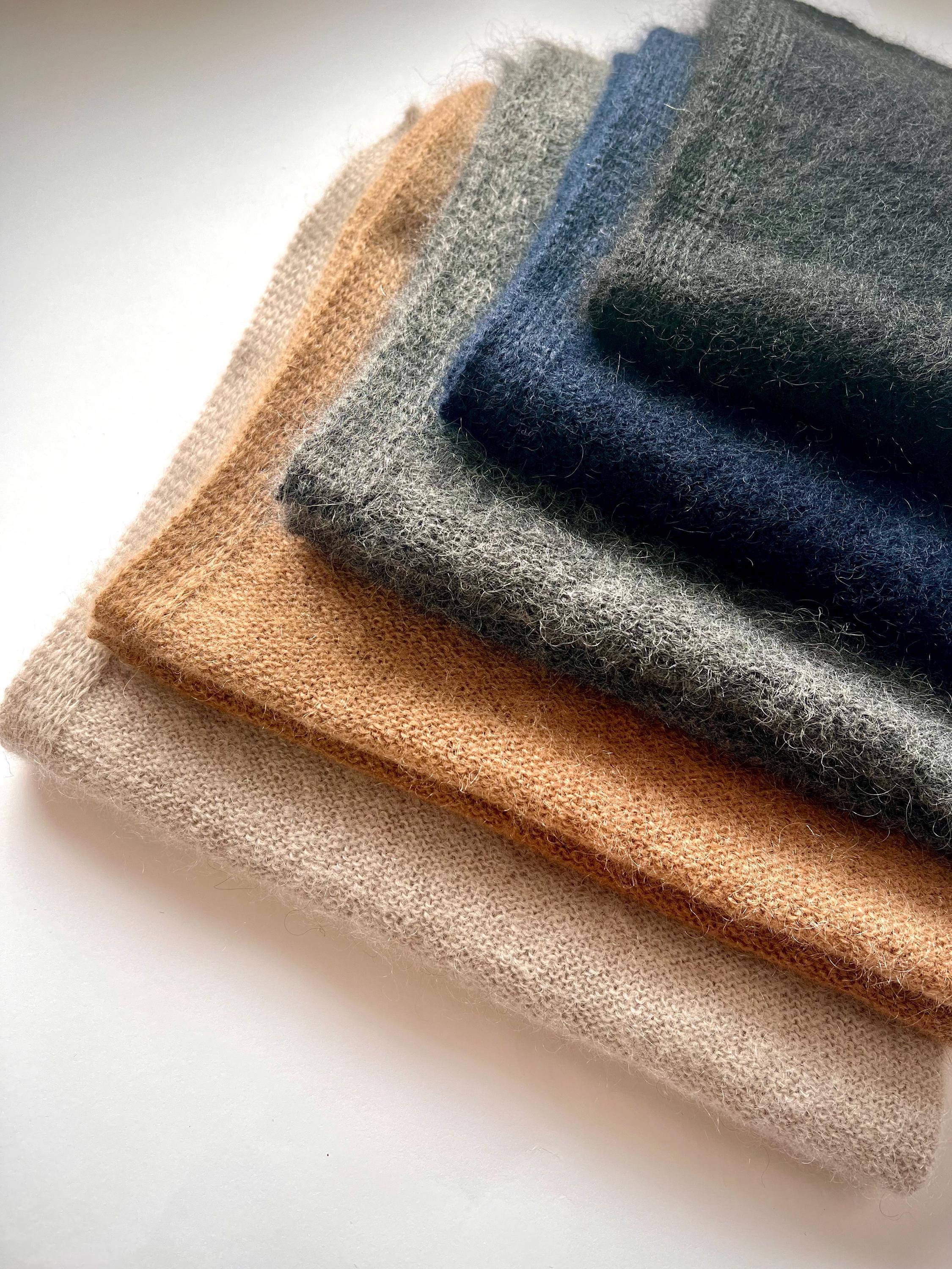 Mohair Scarf Square/Triangle Hand Knit Kerchief – Soft Gray Headscarf / Hooded Scarf, photo 4
