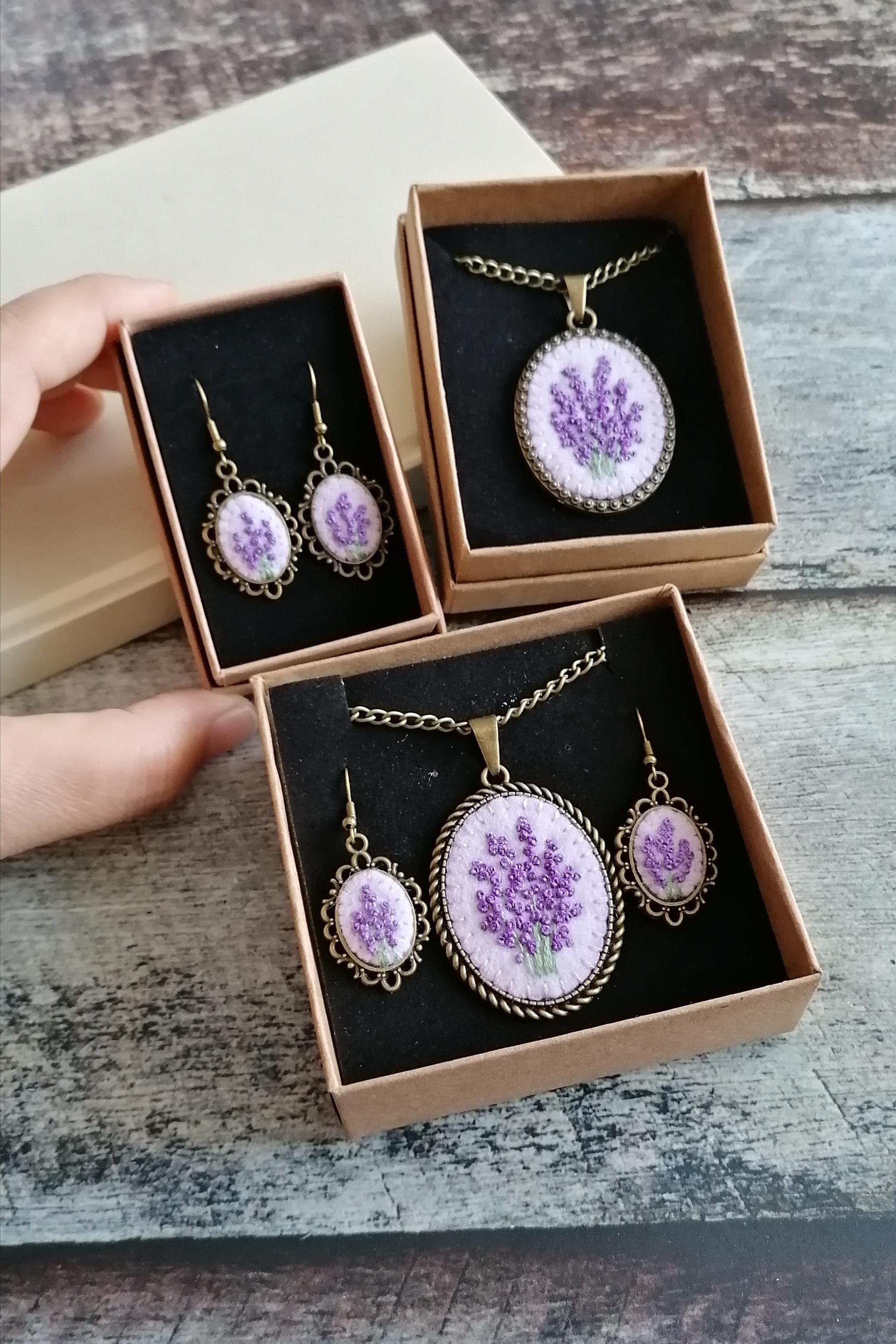 Lavender Hand Embroidered Pendant, Purple Flower Necklace or a set with earrings, Botanical gift, photo 5