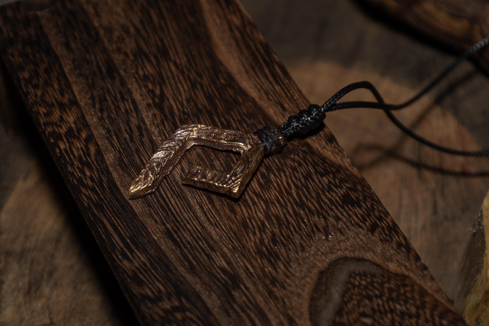 Attentus - Handmade Bronze Artifact, Dark Fantasy Talisman, Ward, photo 2