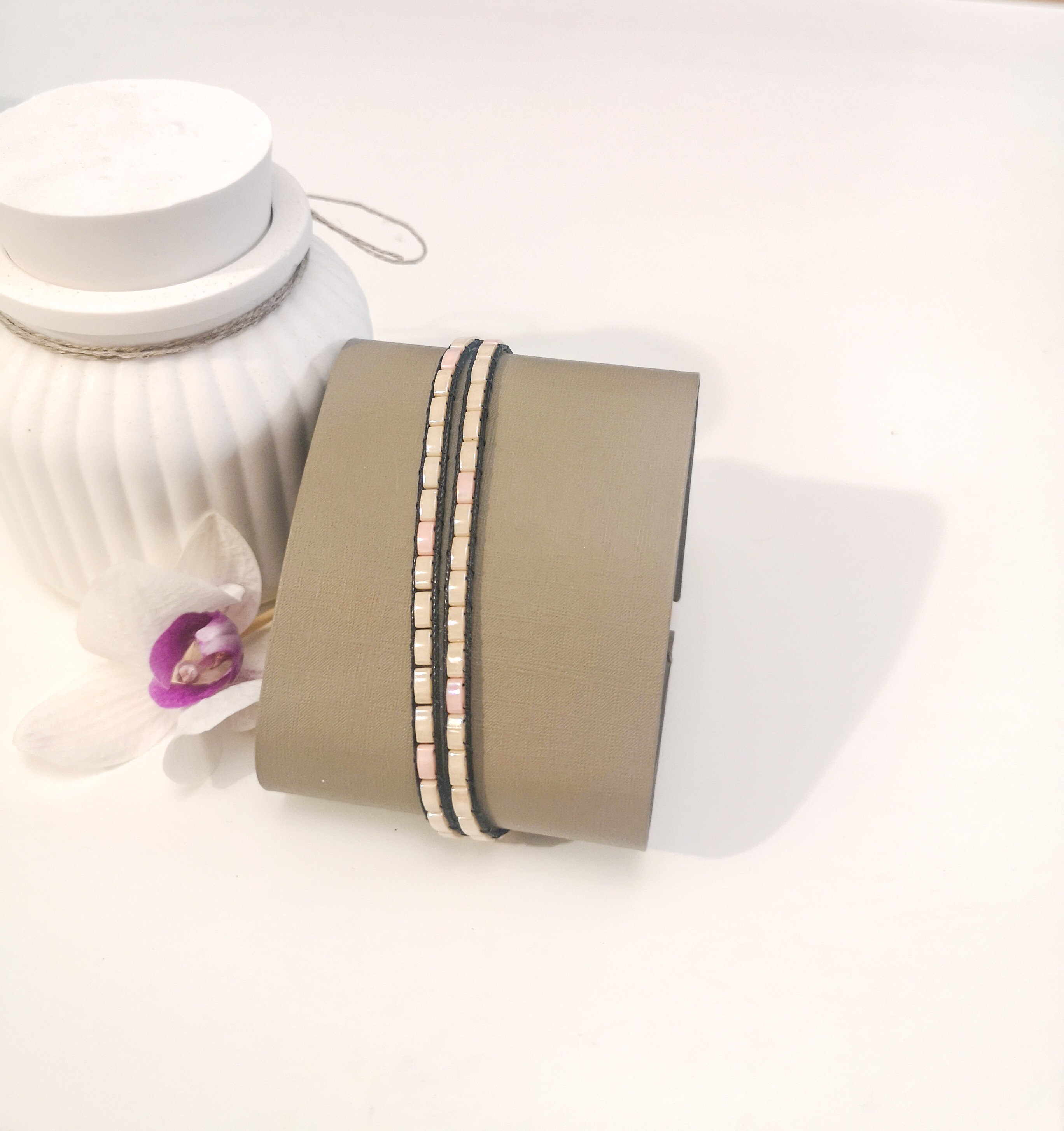 Double wrap bracelet, ivory unisex glass bracelet, photo 2