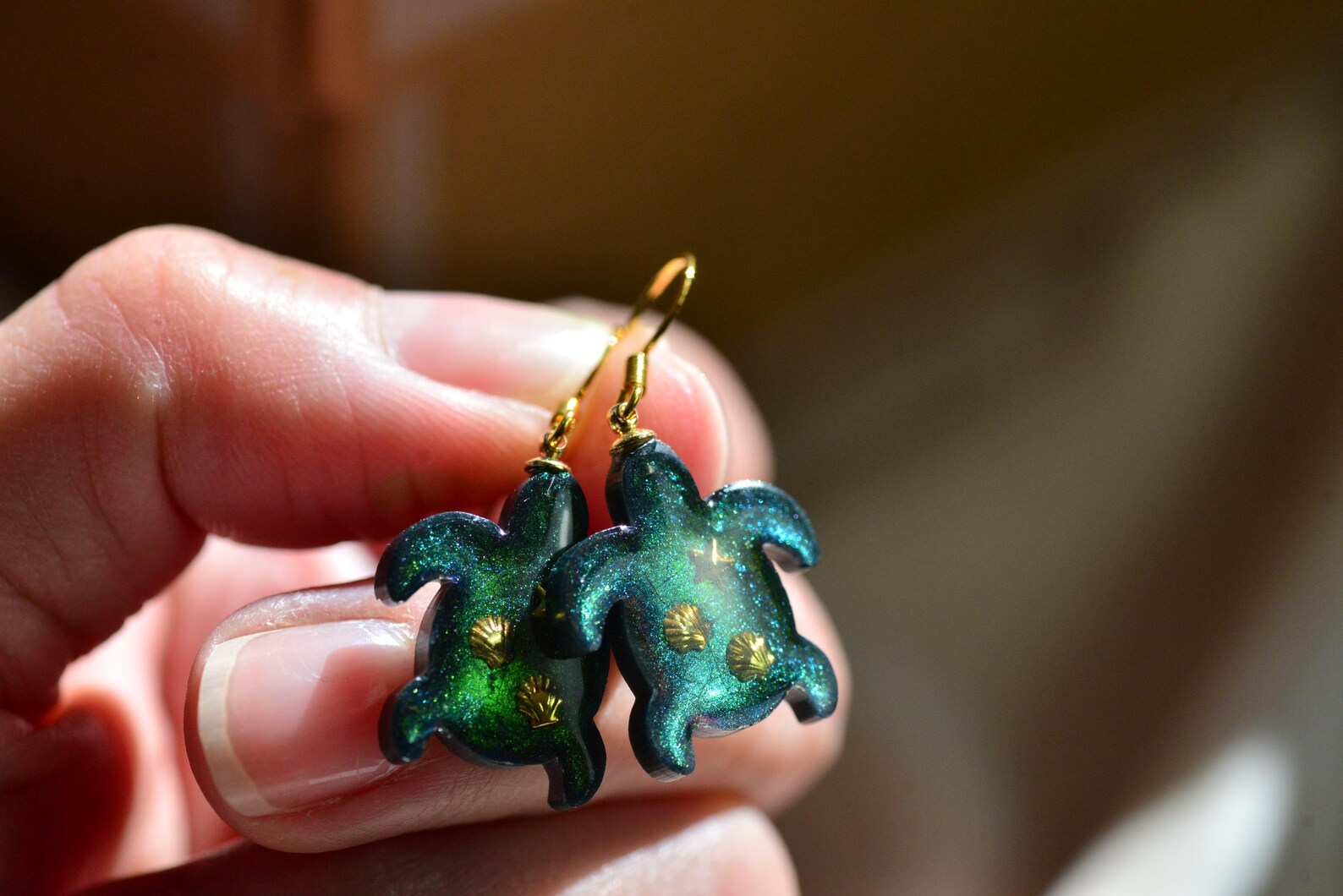 Ocean Resin Earrings - Sea Turtle Green Iridescent Gold Drop Jewelry, photo 5