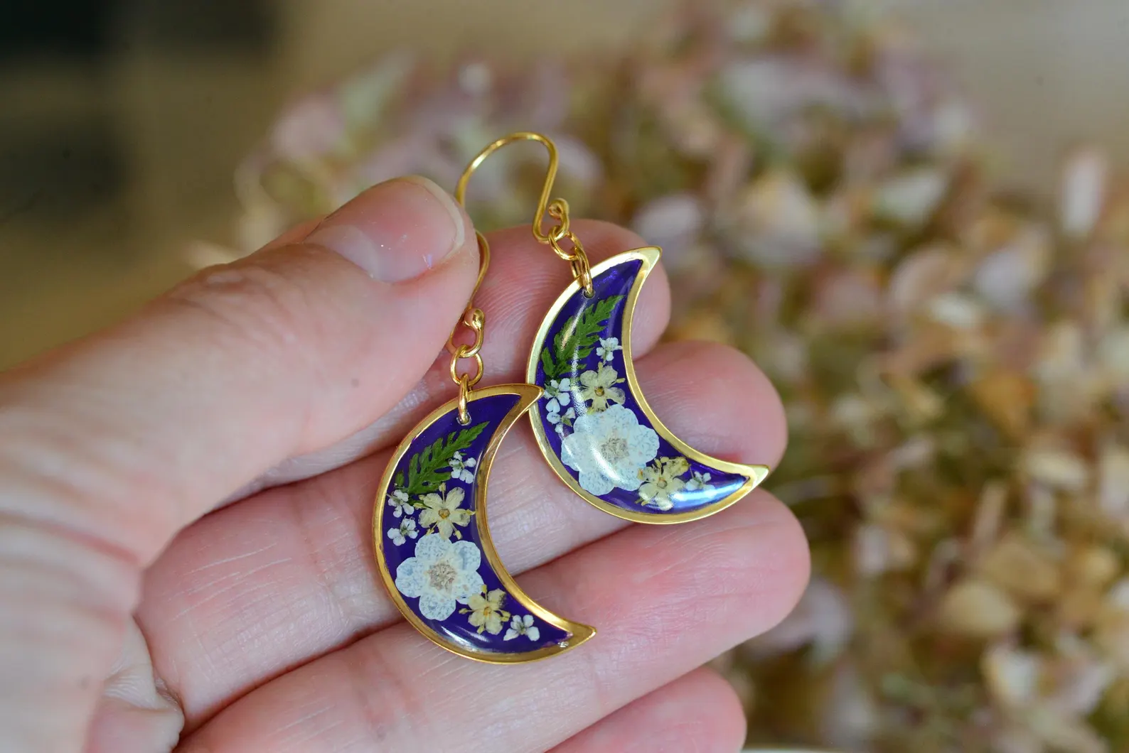 Botanical Resin Earrings - Celestial Moon Wildflower Hooks, photo 4