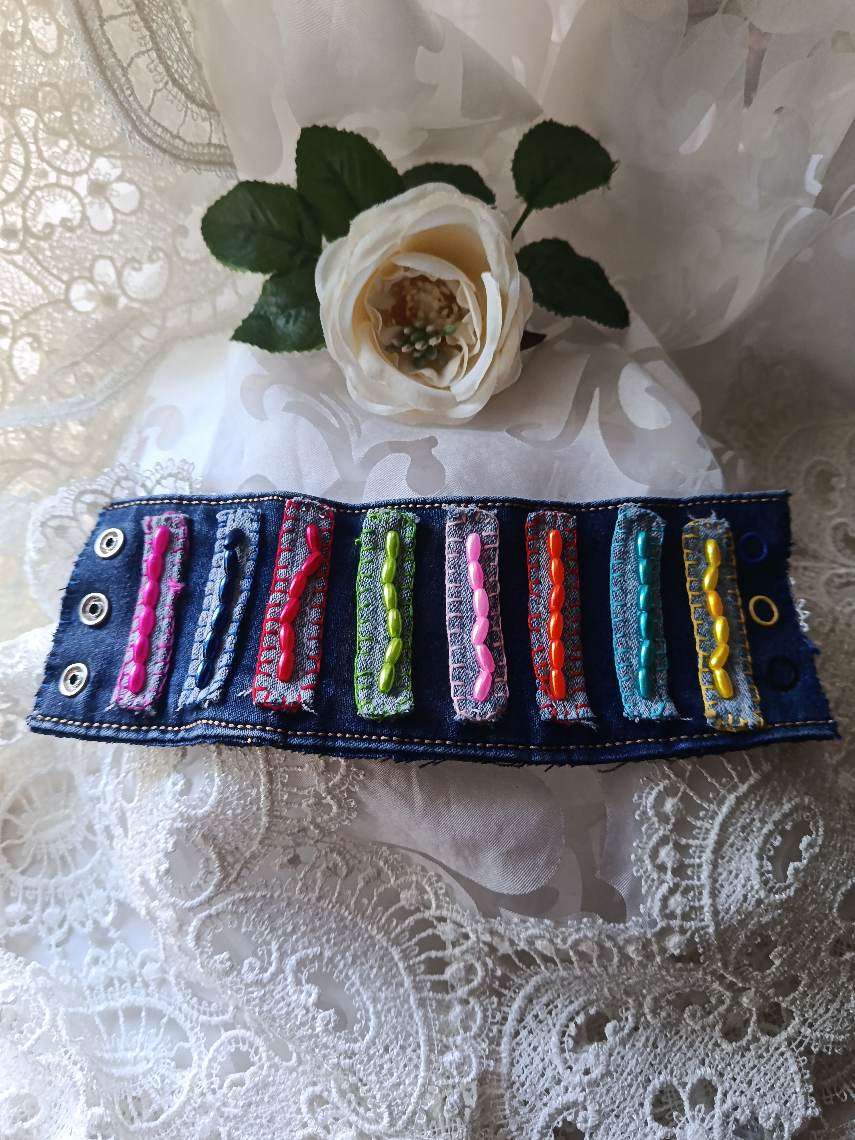 Retro Style Handcrafted Upcycled Denim Bracelet Description, photo 3