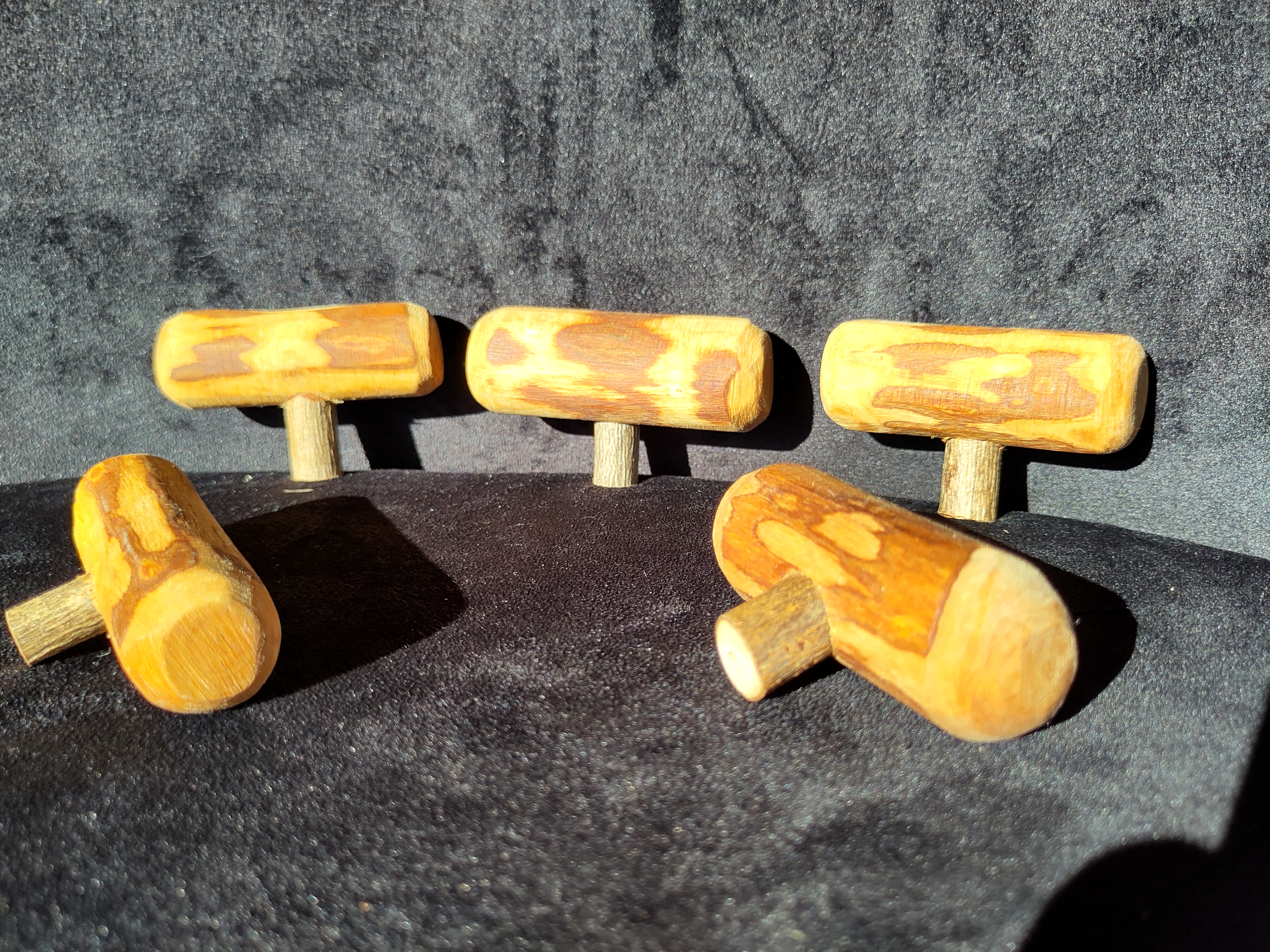 Handcrafted Olive Wood Drawer Pulls – Unique Pieces