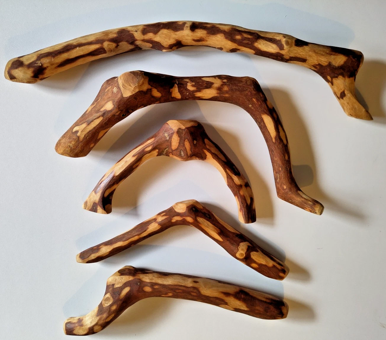 Handcrafted Olive Wood Door & Drawer Handles – Unique Pieces, photo 2