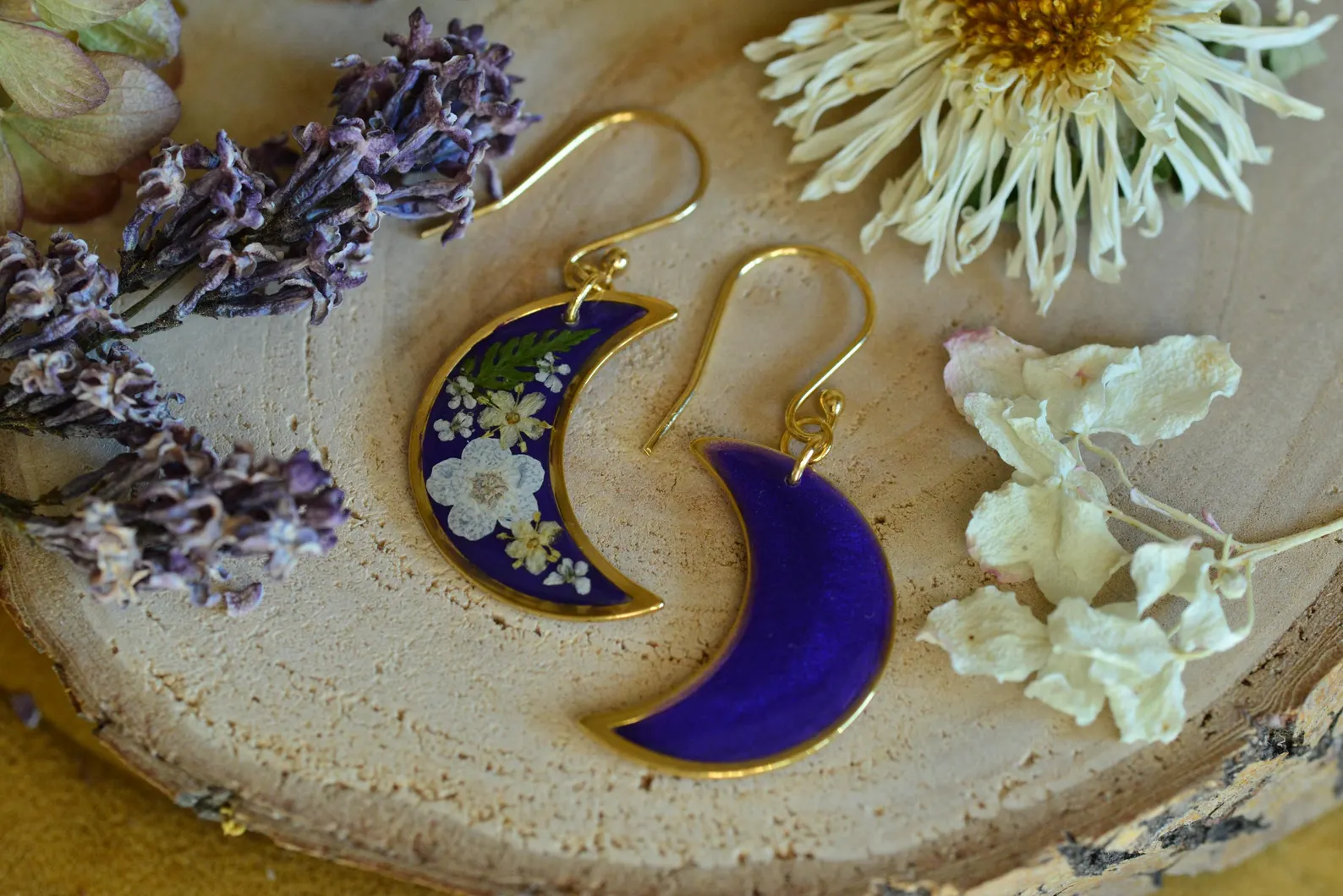 Botanical Resin Earrings - Celestial Moon Wildflower Hooks, photo 3