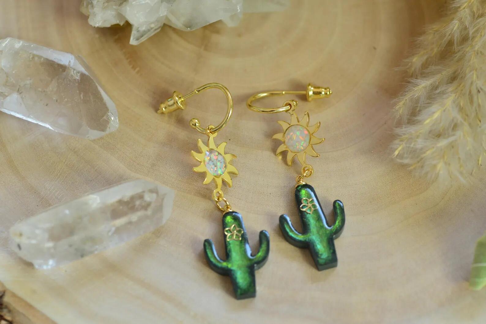 Boho Resin Earrings – Green Cactus 14K Gold Sun & Opal Jewelry, photo 4