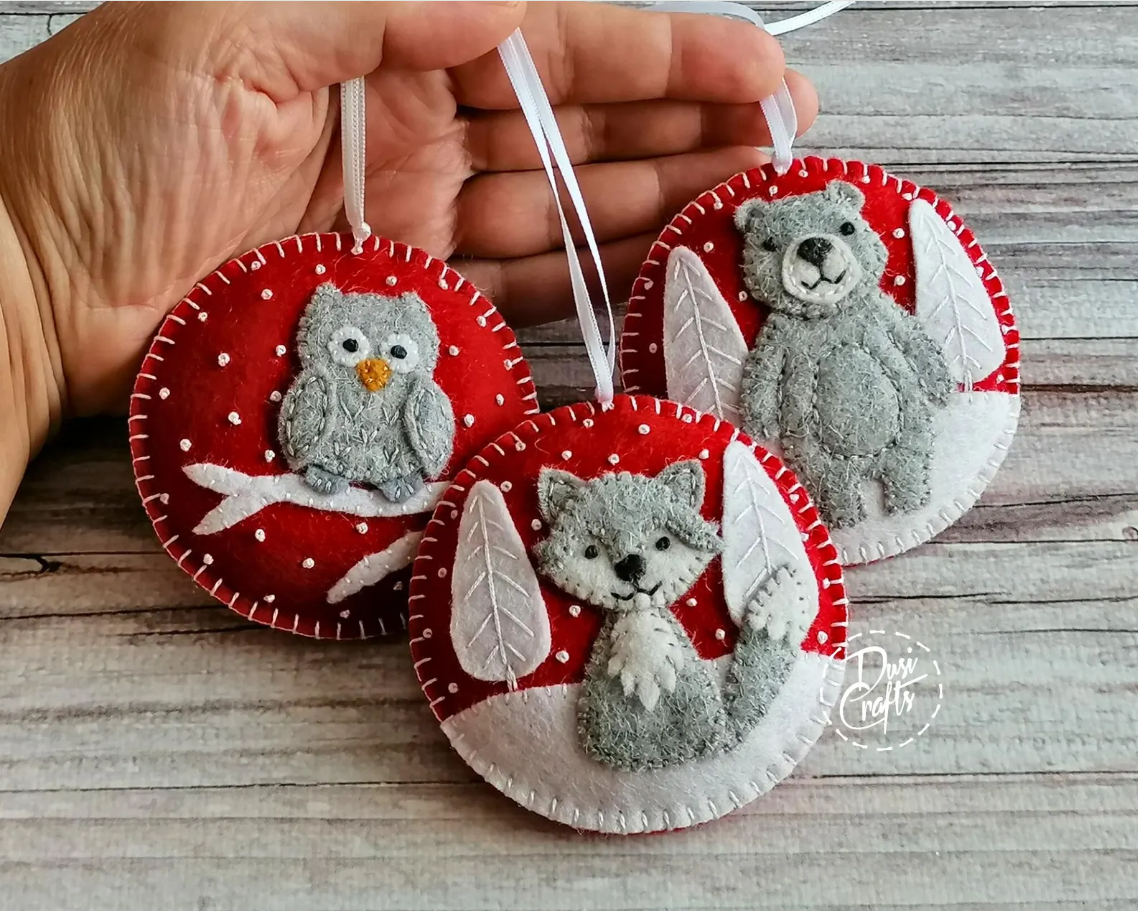 Wool felt Christmas Woodland ornaments, Bear, Owl and Fox, Red background