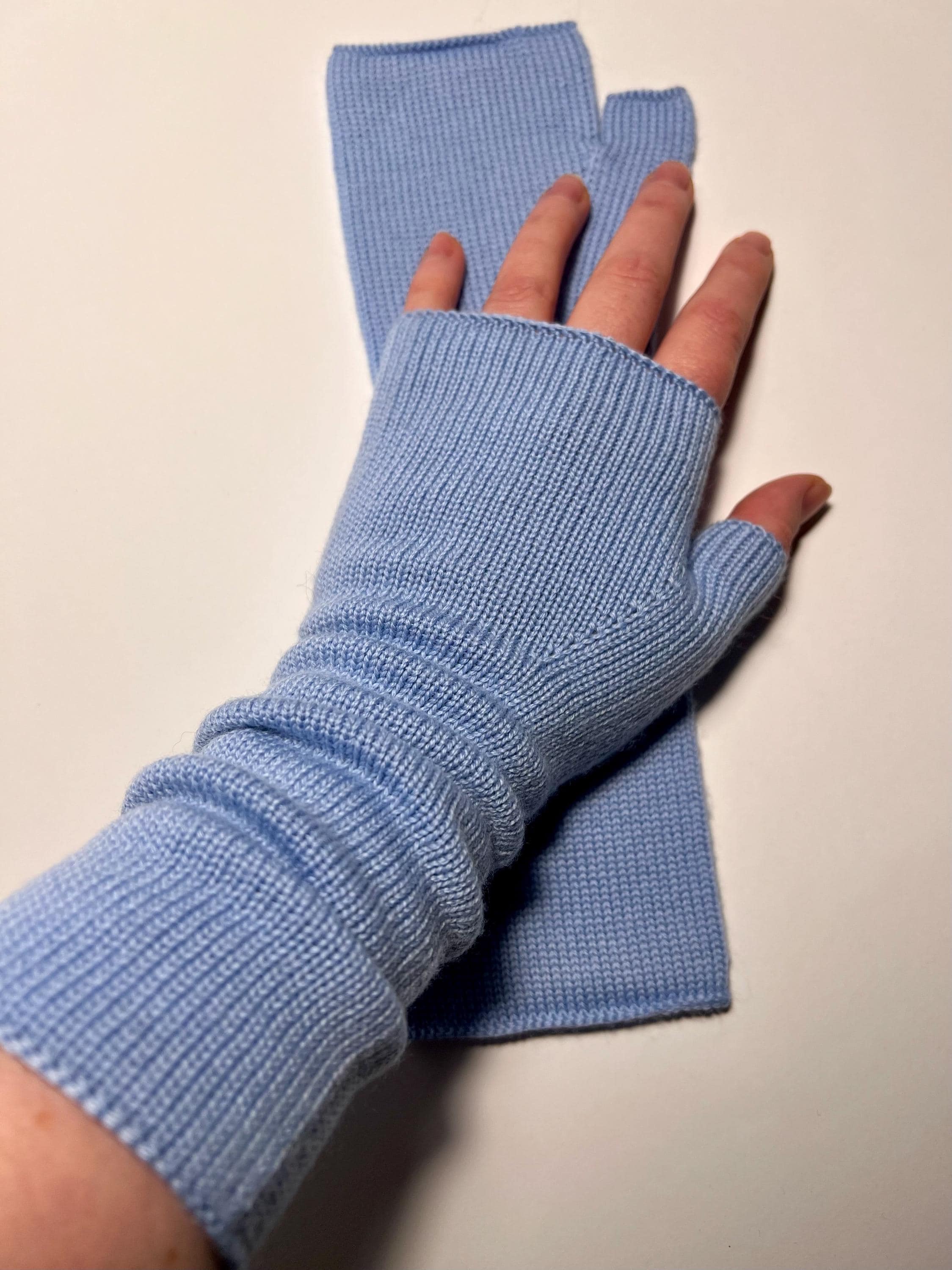 Fingerless gloves unisex, seamless separated thumb, soft & cozy Handmade Wrist Warmers, photo 6