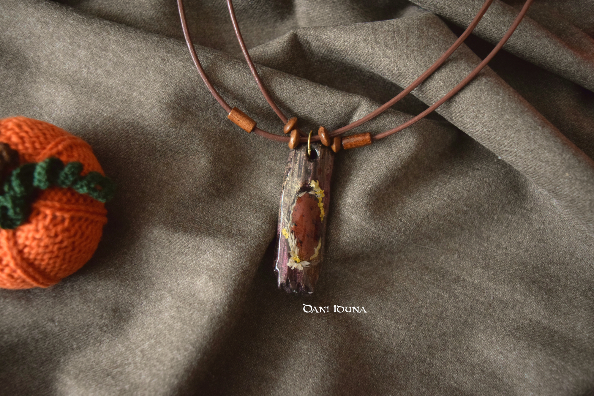 Unique Driftwood  Pendant with Mahogany Obsidian and brown Leather Necklace, photo 4