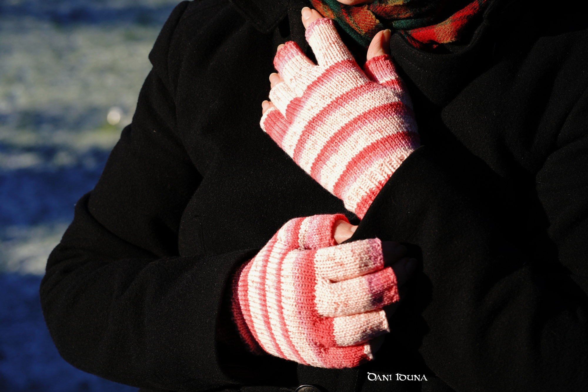 Knitted Leg Warmers Pink Pink, Half Finger Warmers Wool, Wrist Warmers Women's Handmade, Pink Hand Warmers Unique
