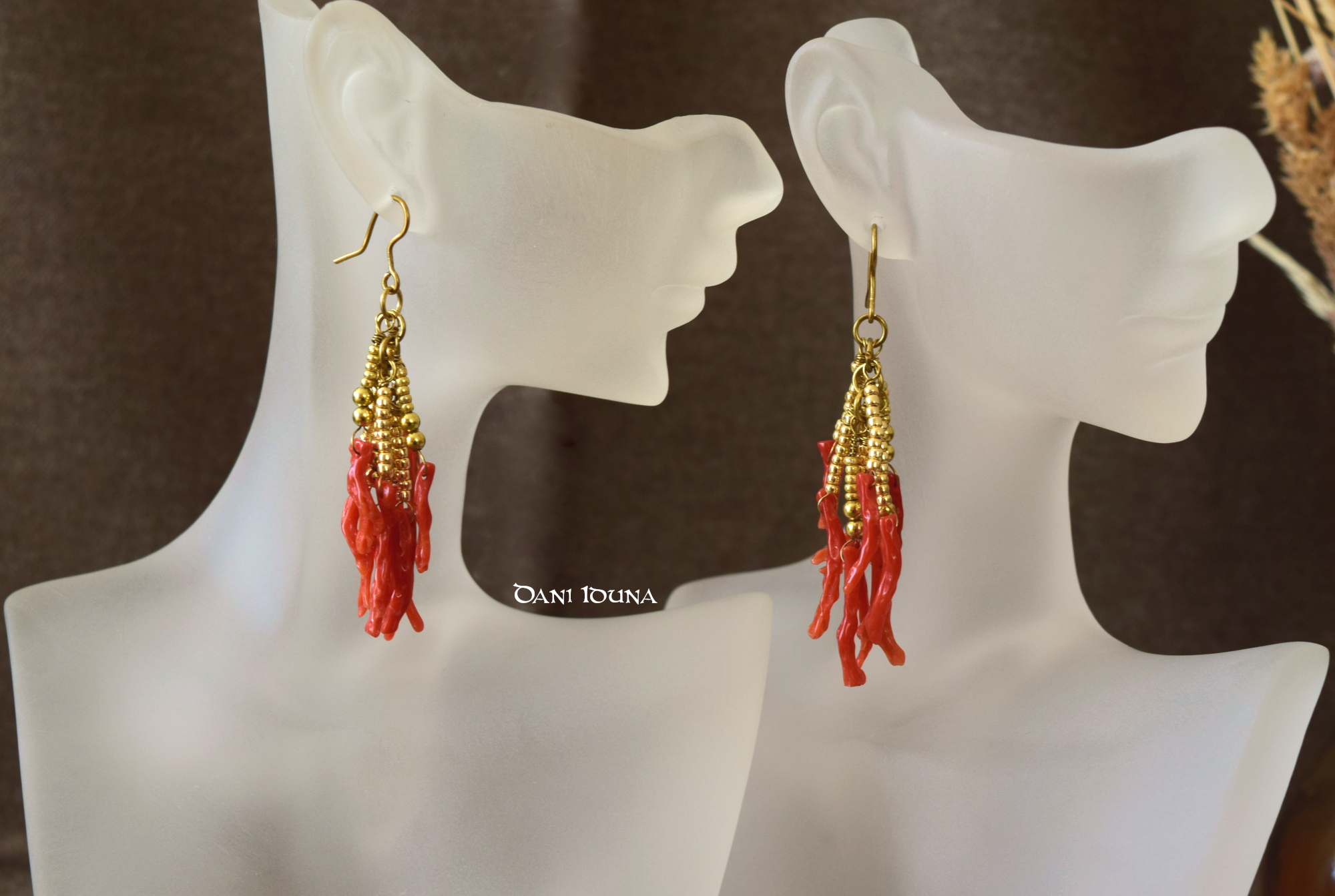 Vintage Red Genuine Coral Cascade Earrings, Long Gold-Tone Brass Drop Earrings, Handmade Boho Statement Earrings – Gift, photo 4