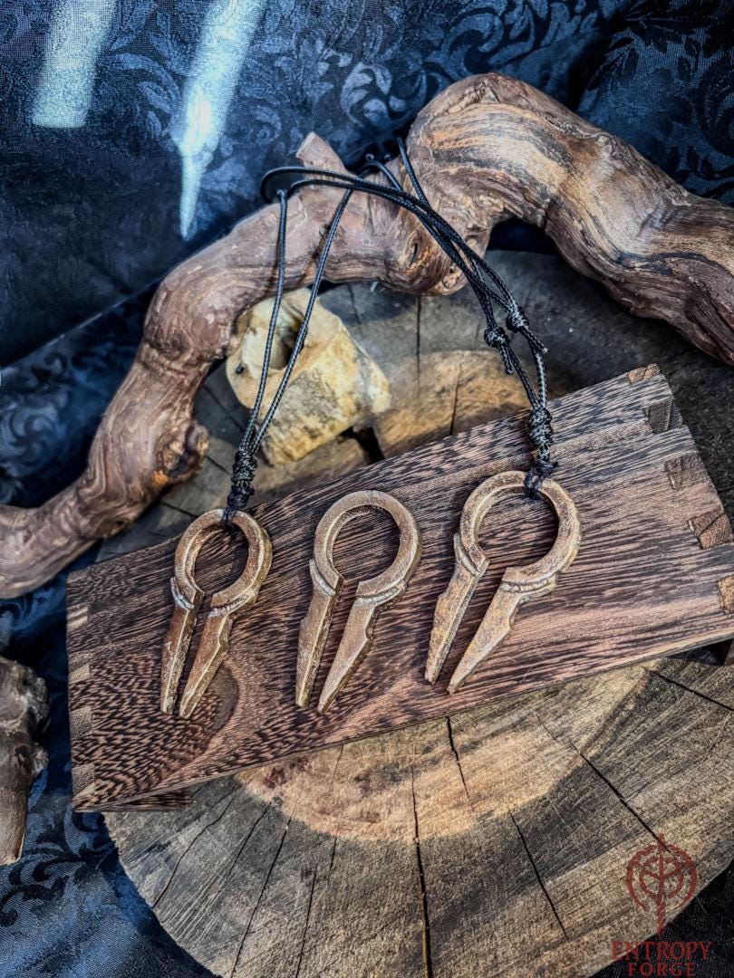 Aether - Handmade Bronze Artifact, Dark Fantasy Talisman, Pendant, Ward, photo 4