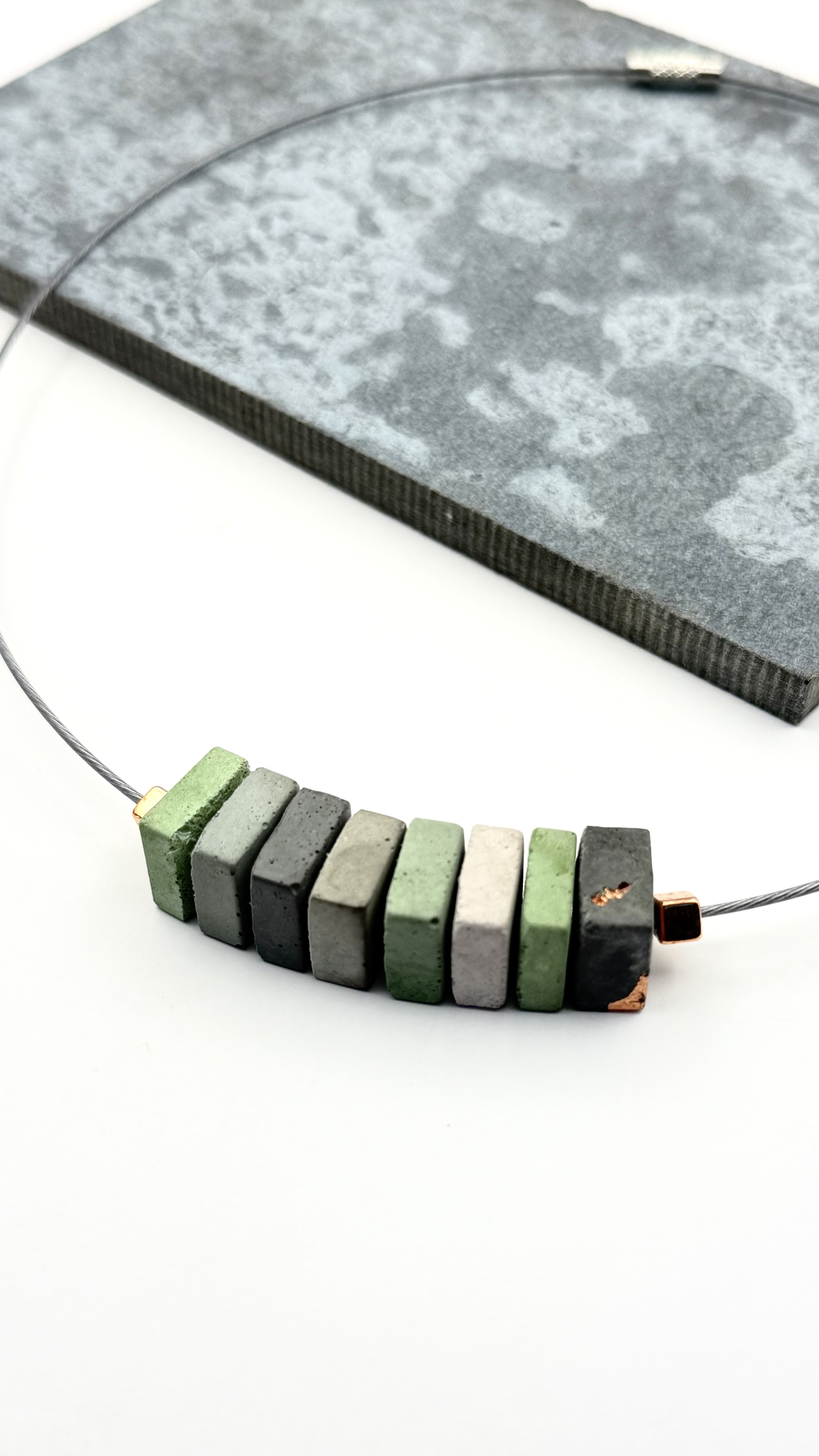 Concrete necklace, photo 3