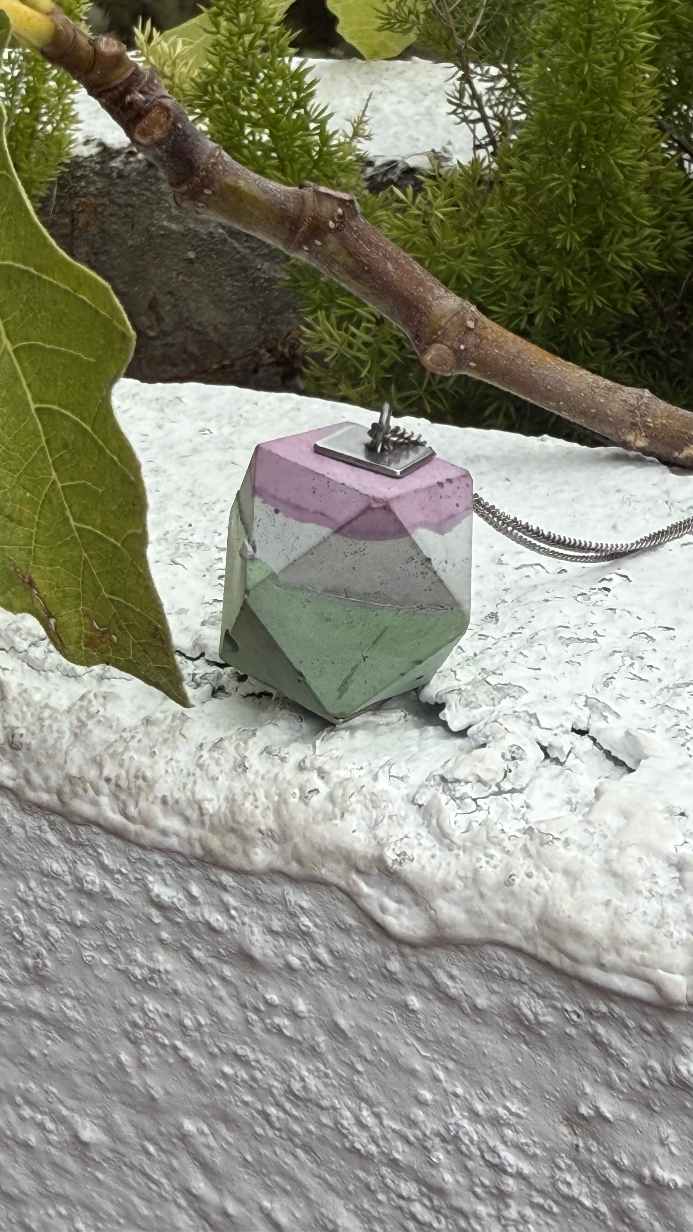 Concrete pendant, photo 3