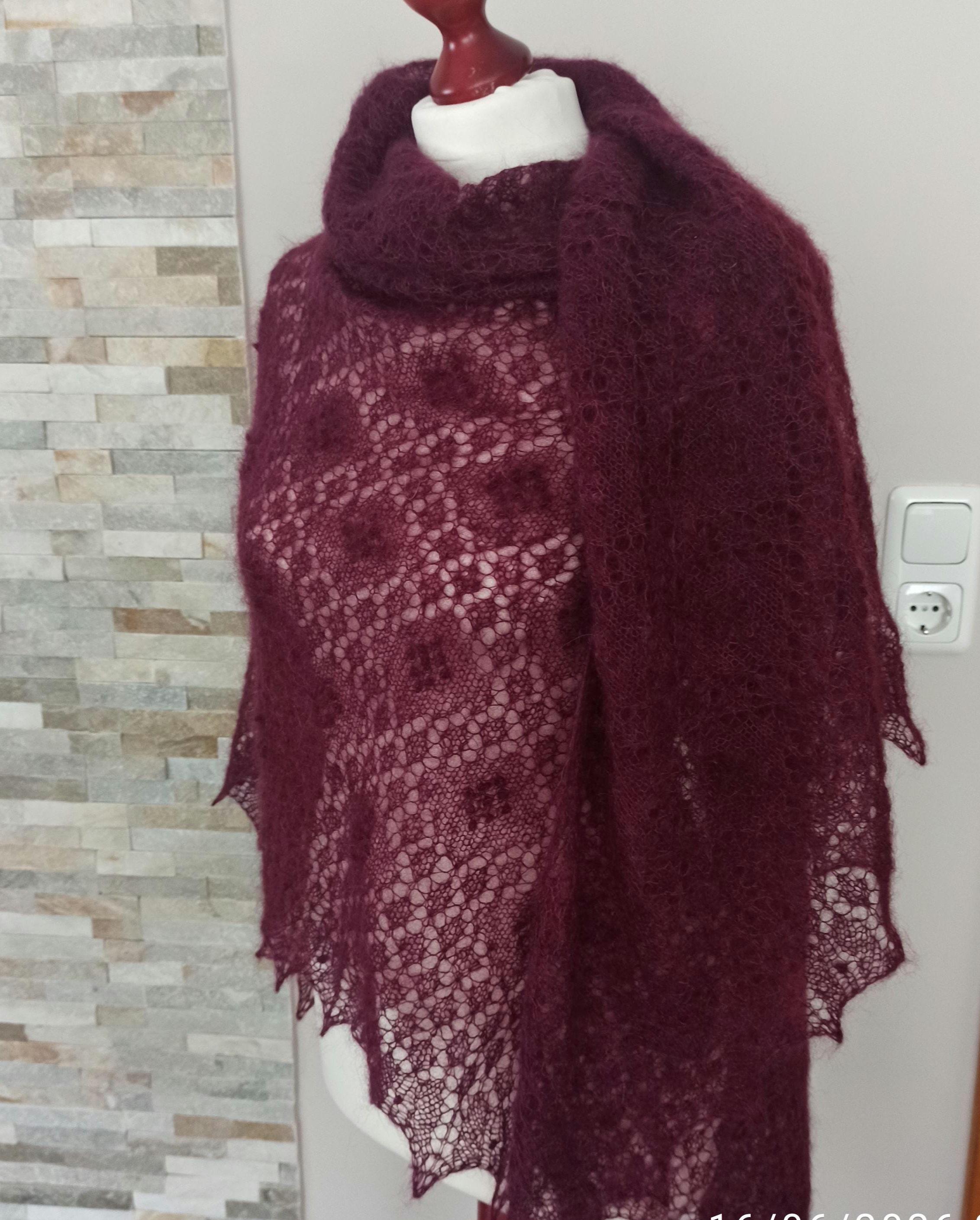 Hand knitted triangular luxurious Mohair/Silk lace shawl,  Lace pattern shawl., photo 2