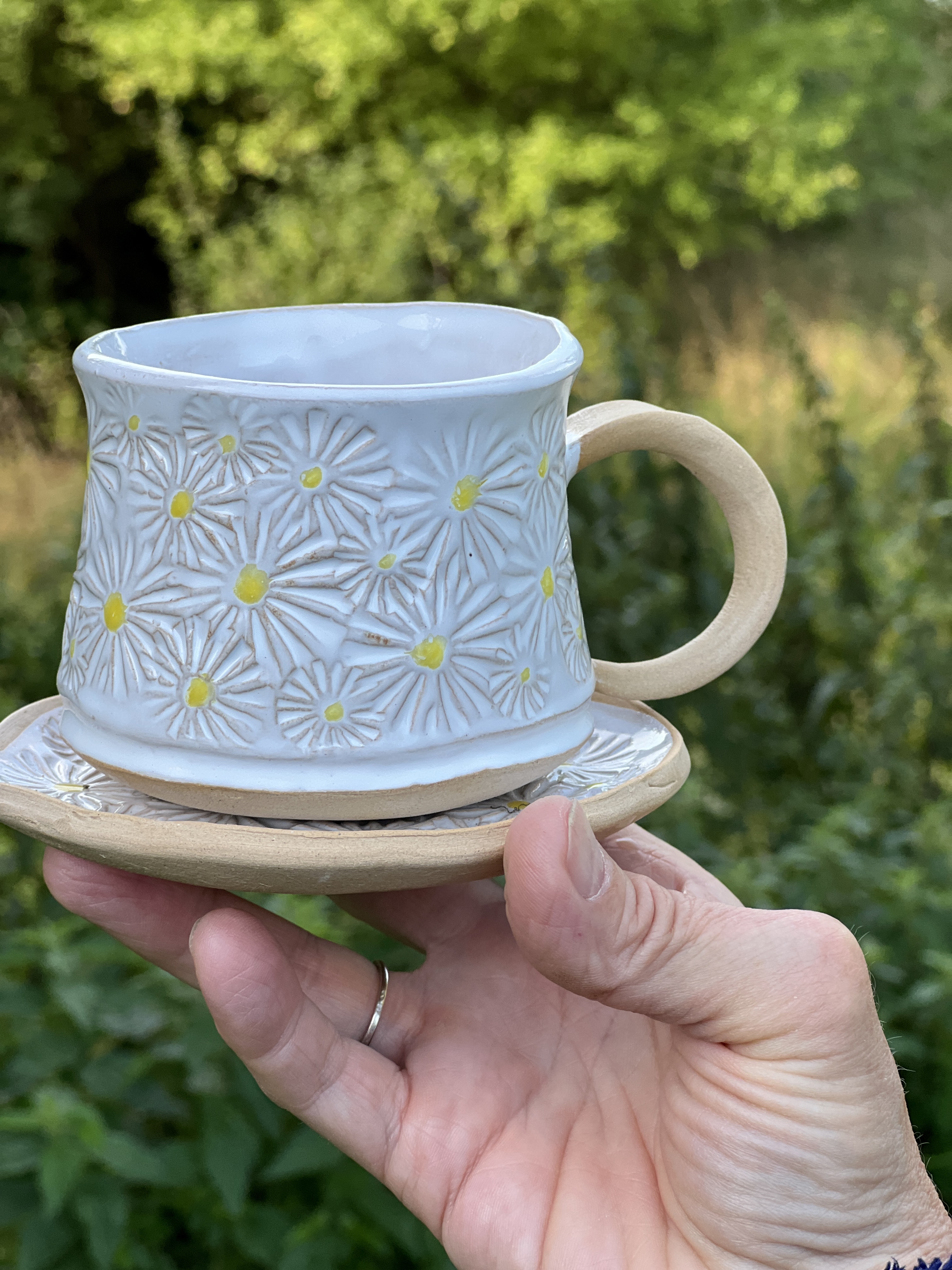 White teacup with saucer daisy meadow motif, photo 4