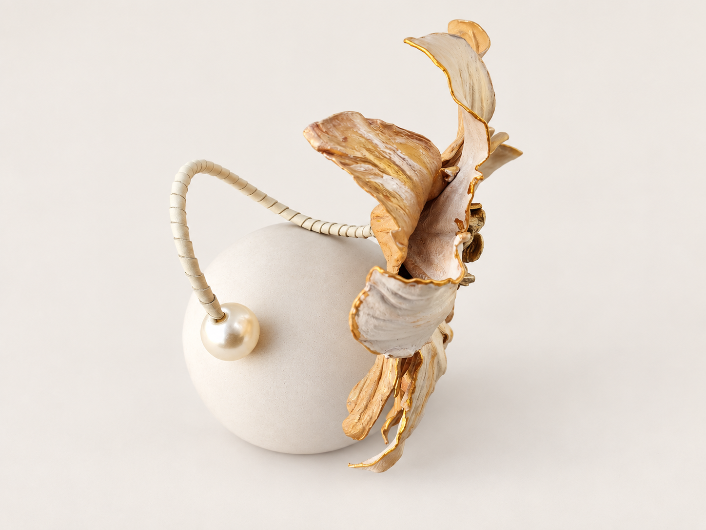 Hand-Shaped and Hand-Painted Leather Flower Cuff in Ivory and Gold, photo 4