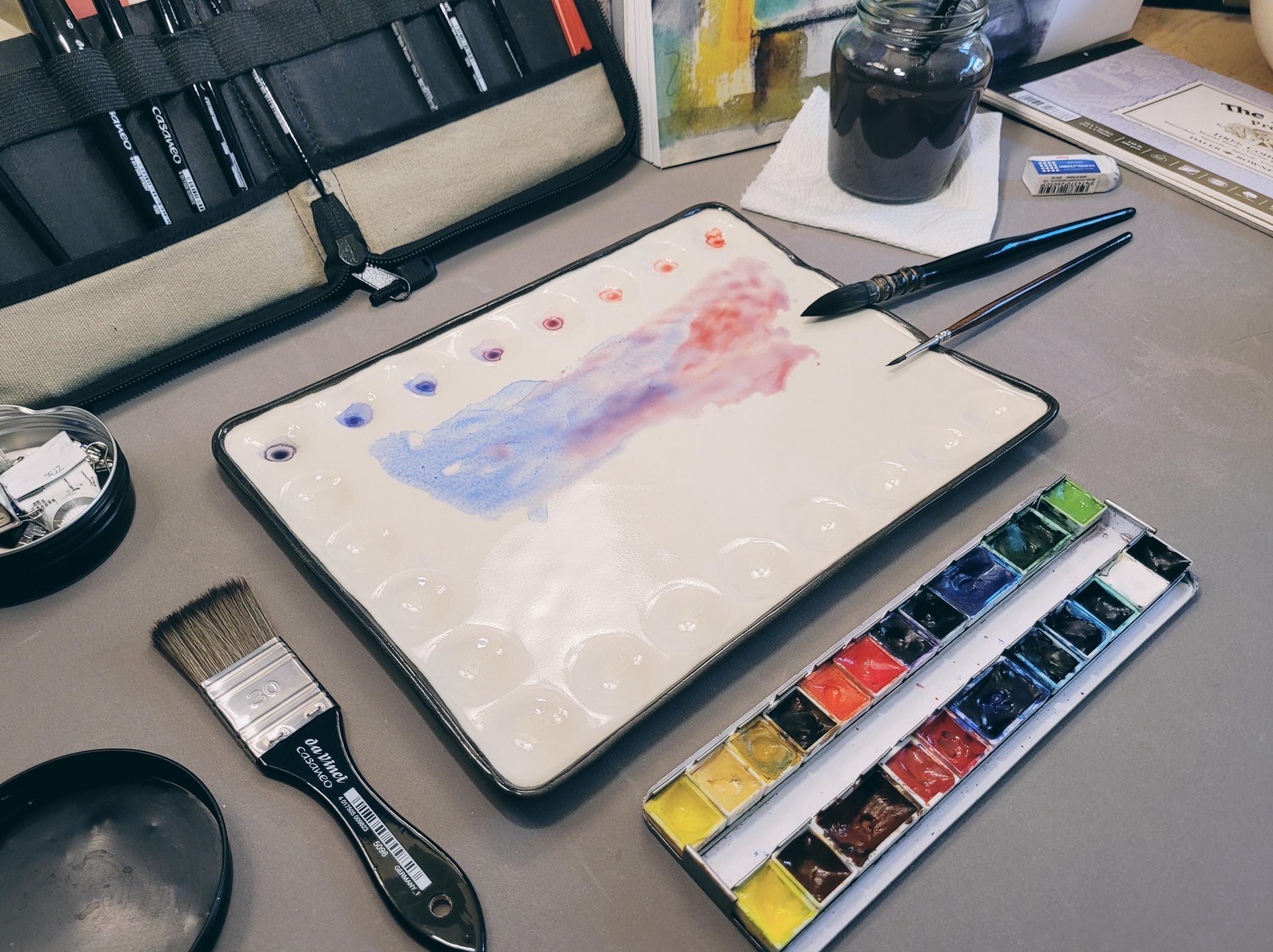 Handmade Ceramic Watercolor Palette – Minimalist Studio Mixing Tray