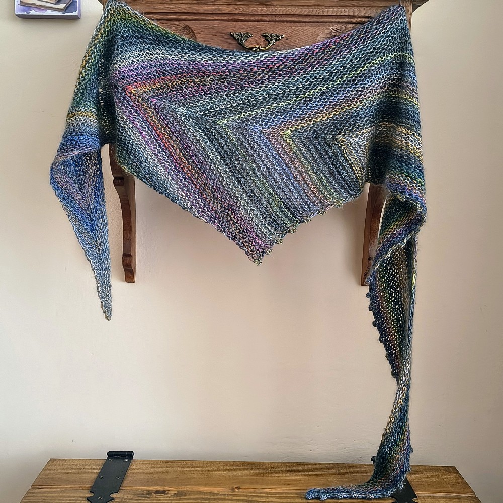 An elegant scarf/wrap made from the finest 100% merino wool blended with silk, photo 3