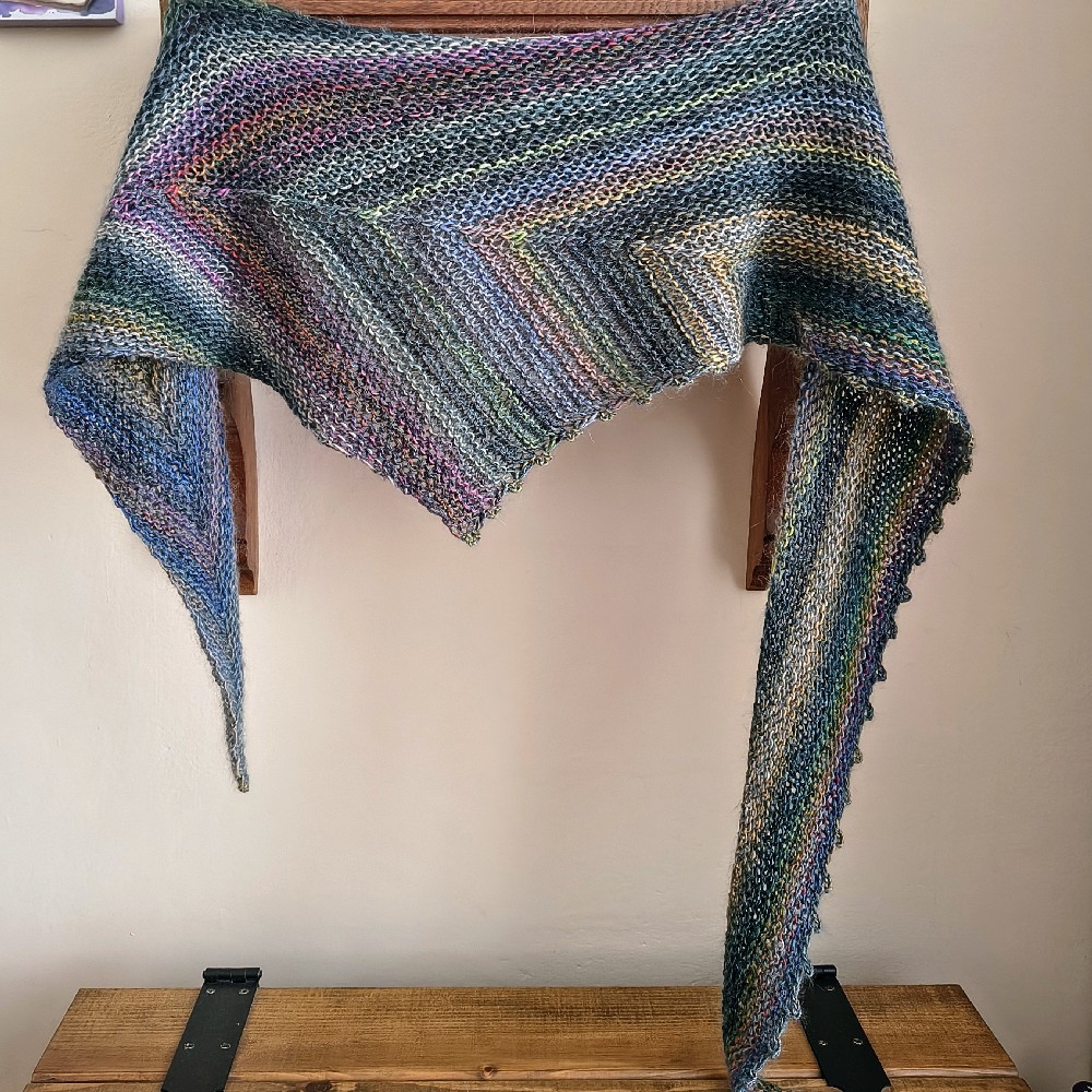 An elegant scarf/wrap made from the finest 100% merino wool blended with silk, photo 2