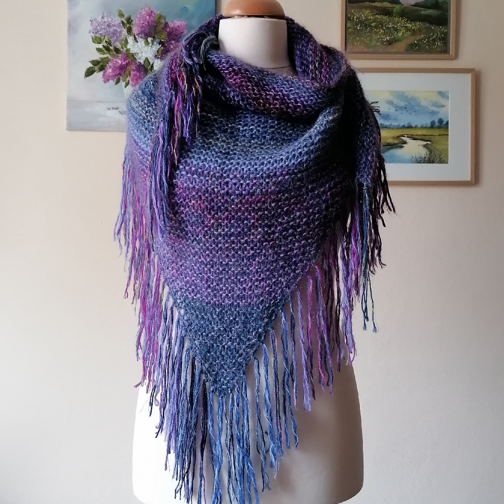 Lilac – a lovely, fluffy, unique boho scarf made from merino and cashmere