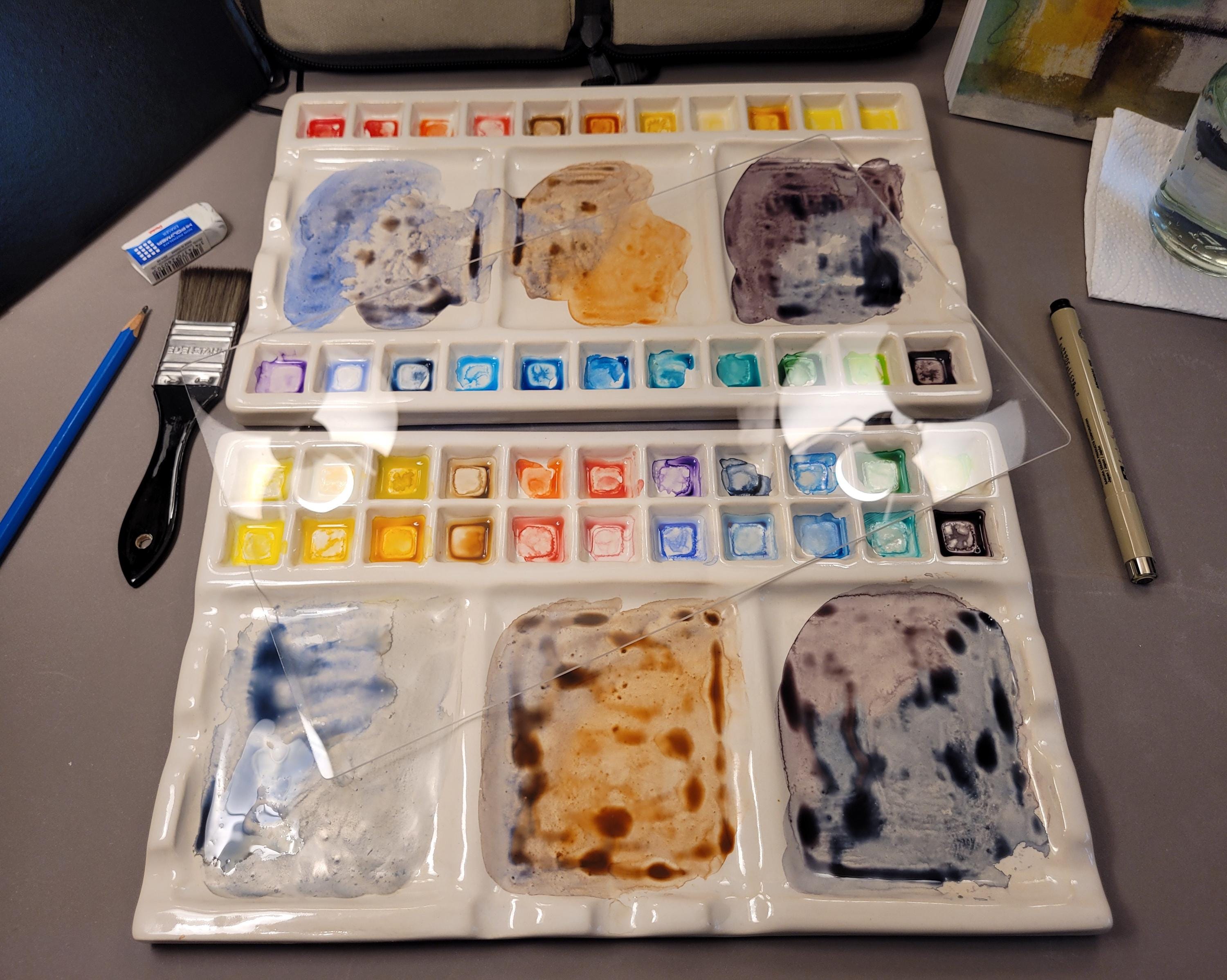 Large Studio Ceramic Palette with Lid - Handmade Stoneware, 22 Paint Wells, Large Segmented Mixing Area, 9 Integrated Brush Holders, photo 5